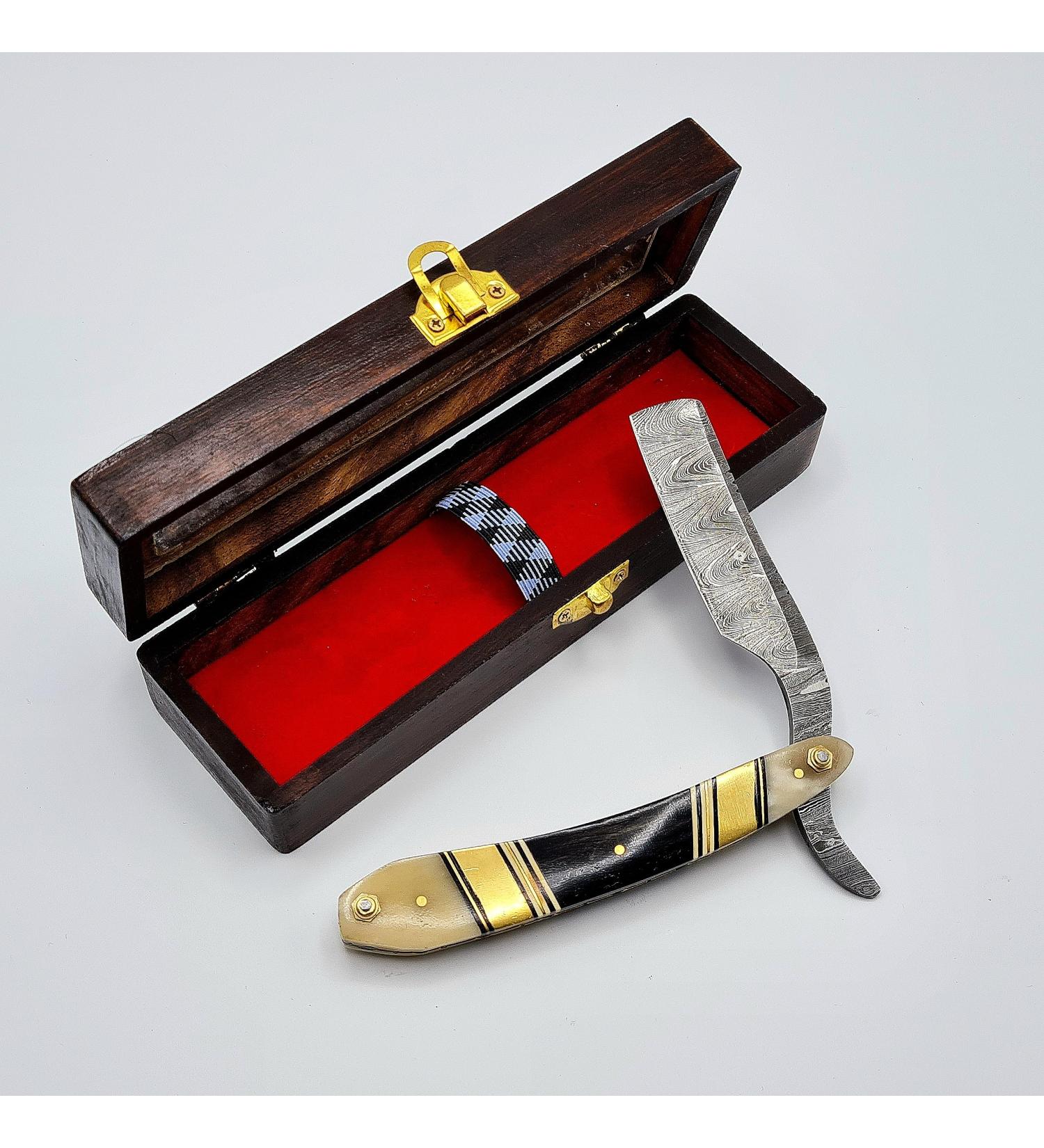 Razor Damascus Steel Men's Gift Set | Handmade High-Quality Barber Razor | DBR58 - Perfect Gift for Him - Buy Online on GoSupps.com