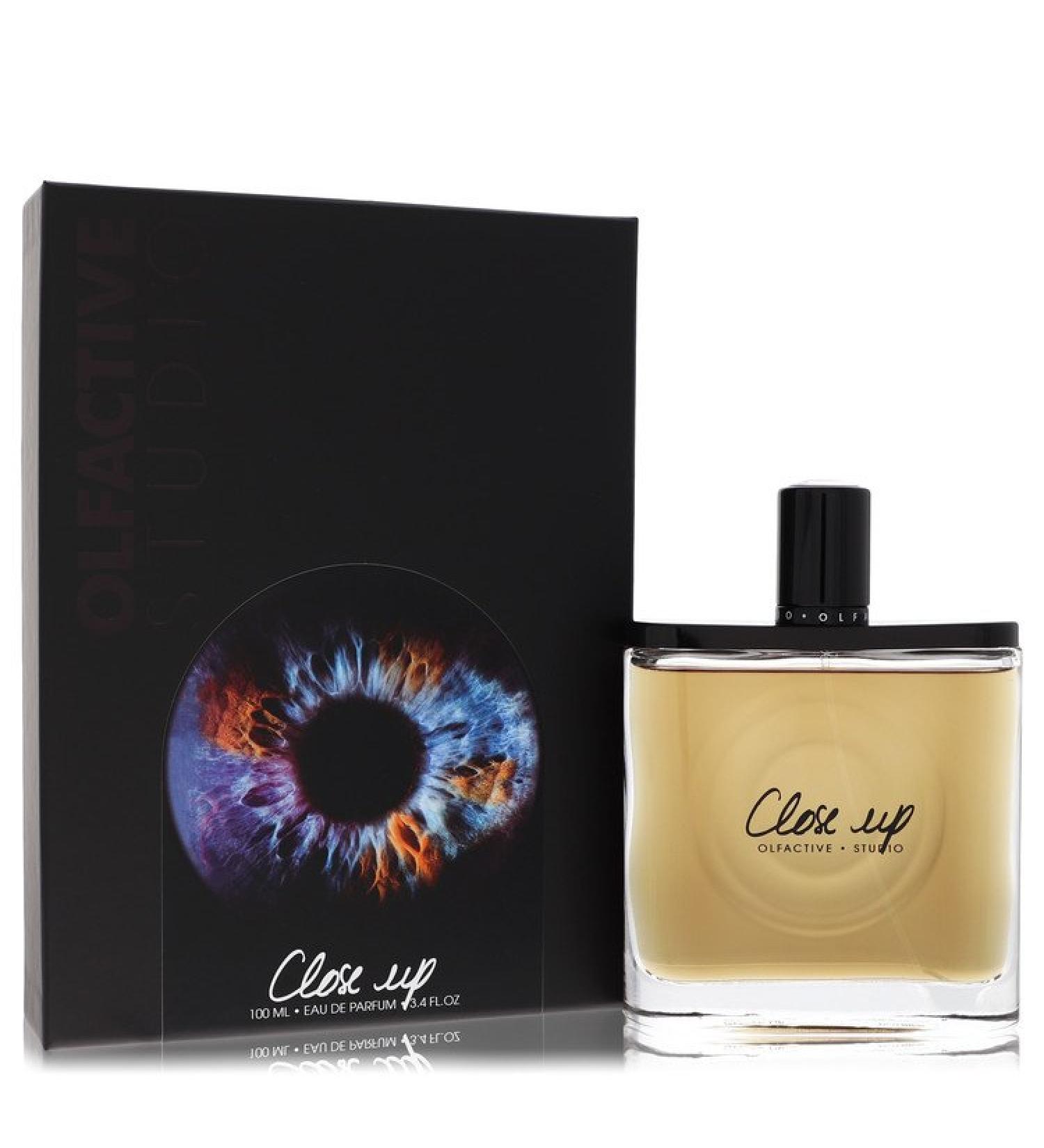 Olfactive Studio Close Up by Olfactive Studio Eau De Parfum Spray (Unisex) 3.3 oz for Women