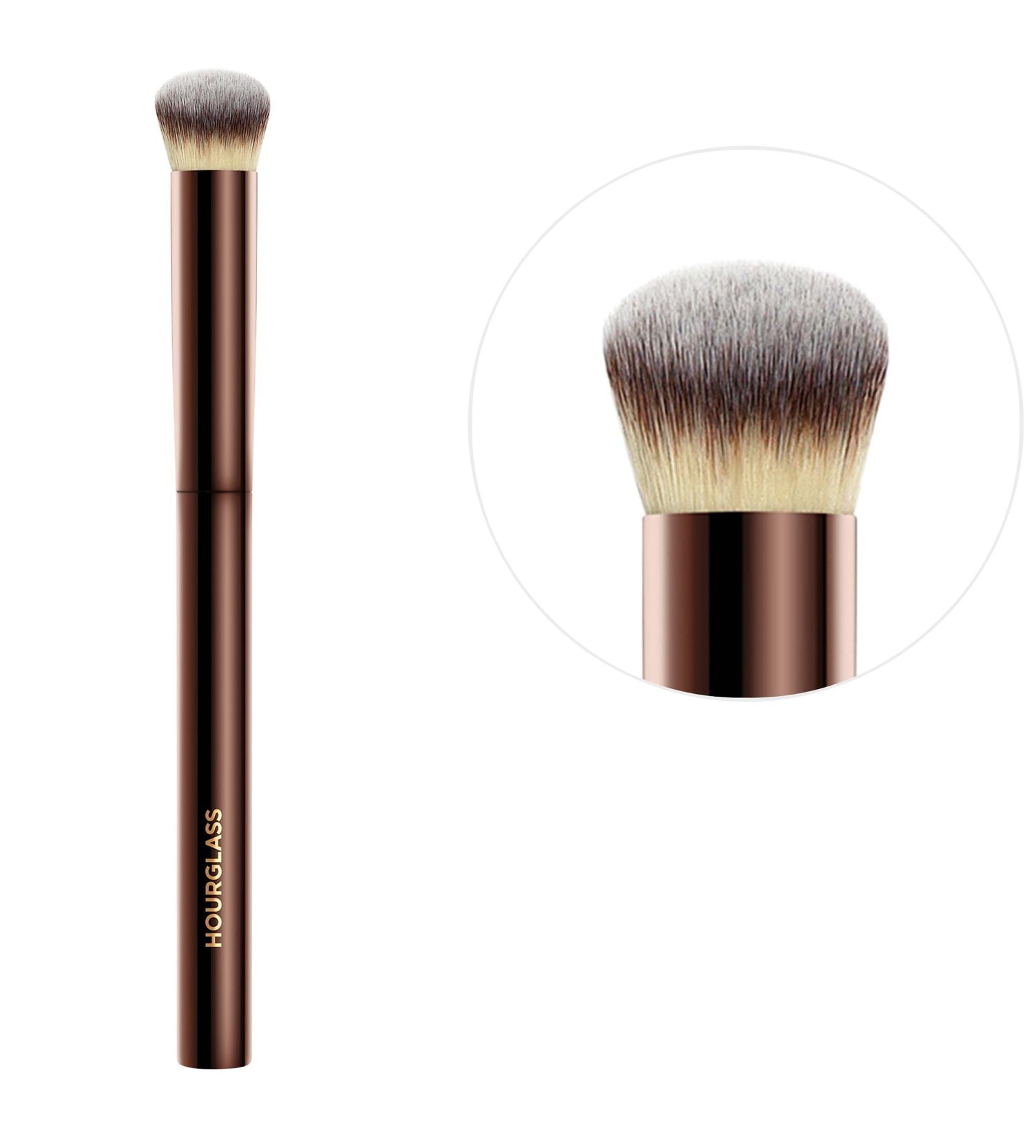 Shop Hourglass Vanish Seamless Finish Concealer Brush Online - Best Price & International Shipping - Buy Online on GoSupps.com