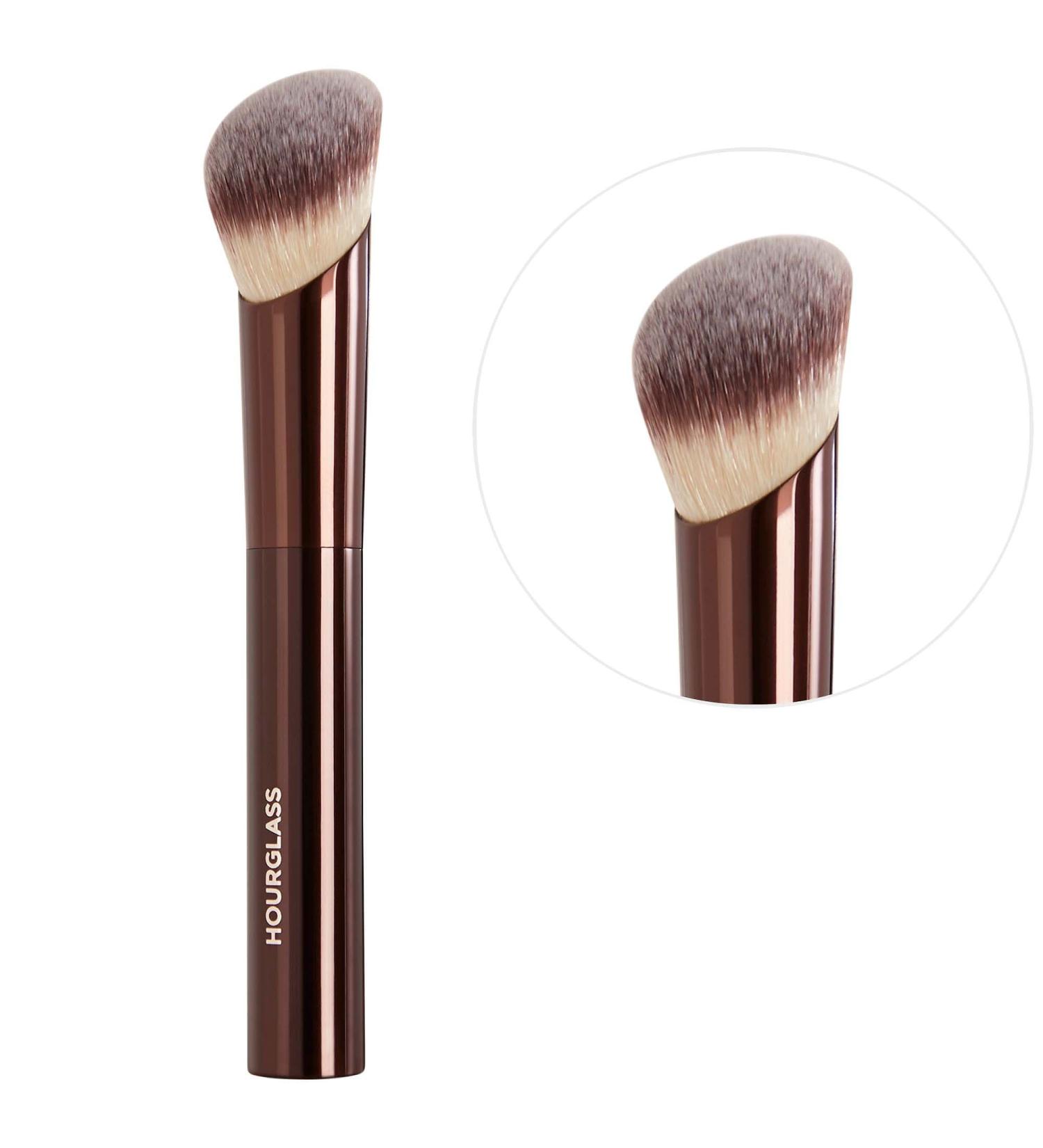 Shop Hourglass Ambient Soft Glow Foundation Brush Online - Best Price & International Shipping - Buy Online on GoSupps.com