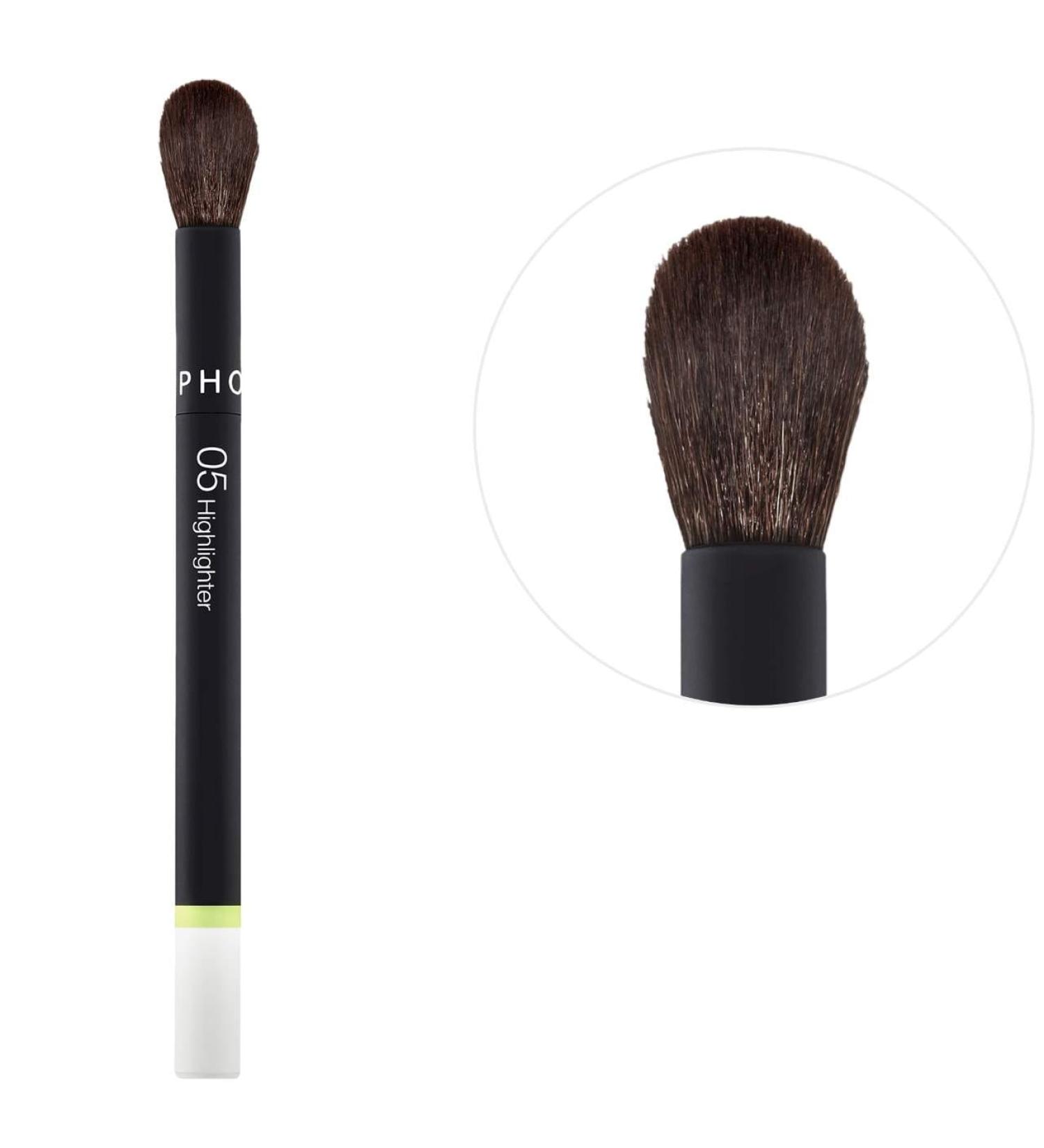 Shop SEPHORA COLLECTION Essential Brush - 05 Highlighter Online - Best Price & International Shipping - Buy Online on GoSupps.com