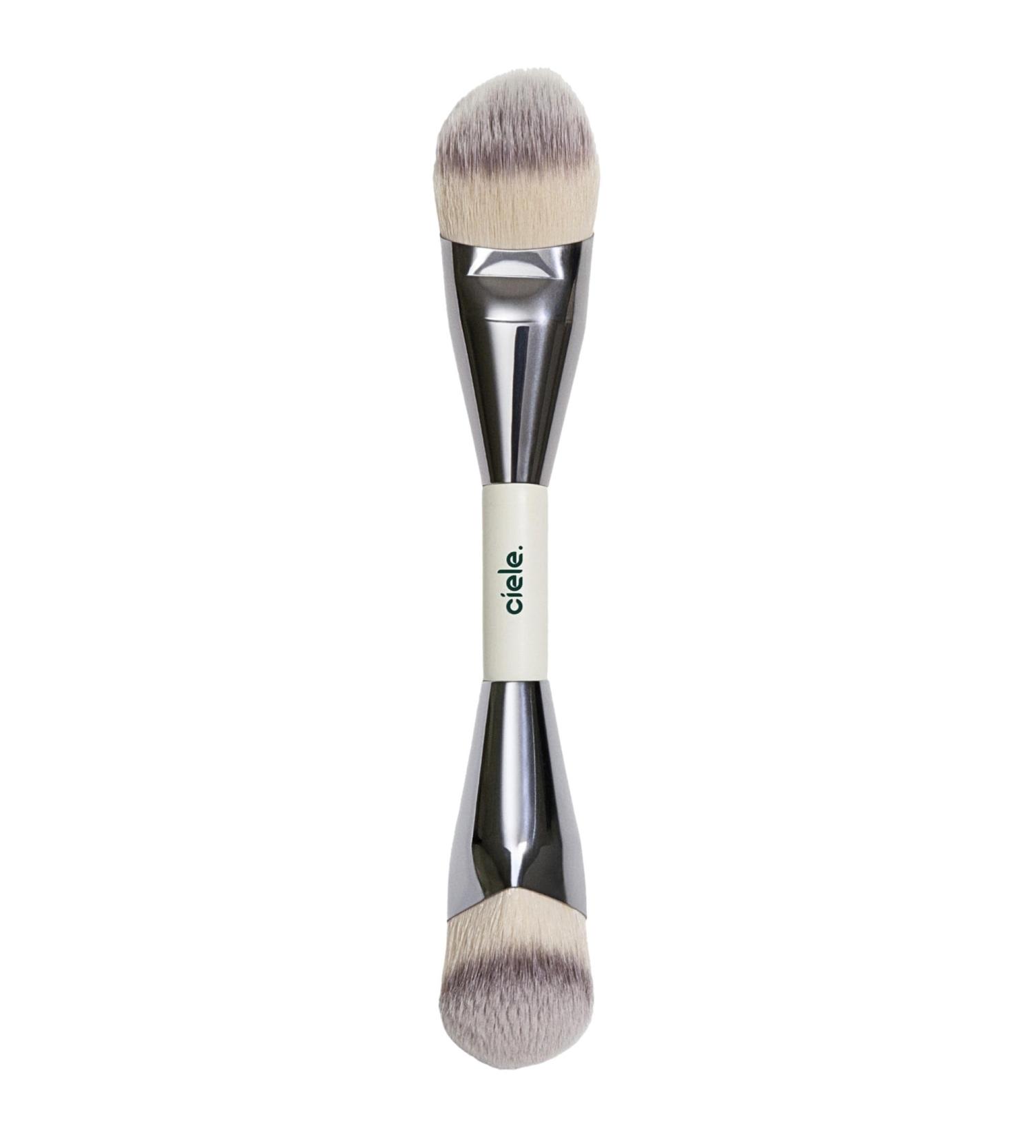 Shop ciele Dual-Ended Blush Brush Online - Best Price & International Shipping - Buy Online on GoSupps.com