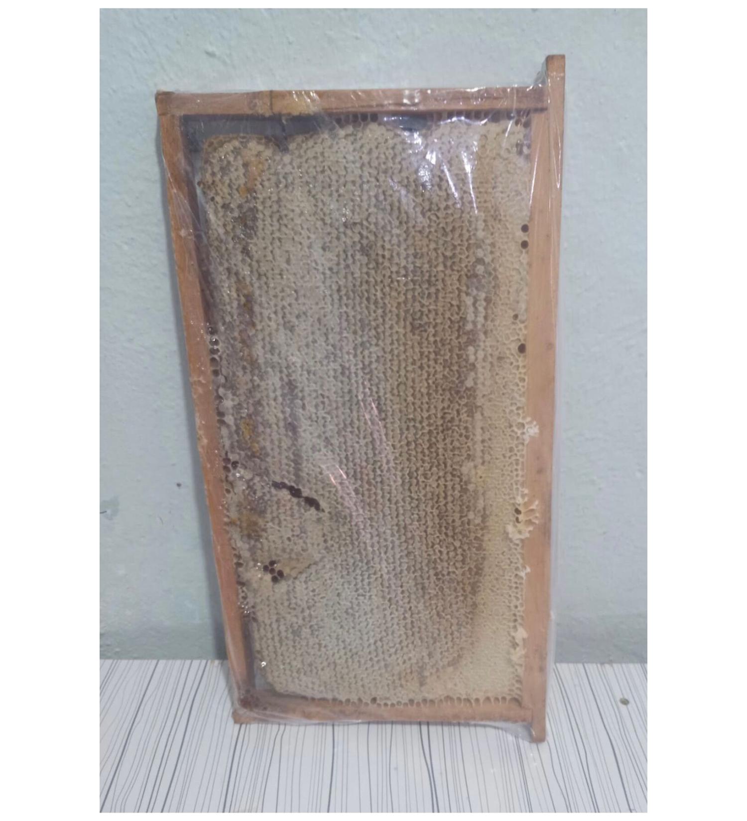 beekeeping COMB HONEY (3 KG)