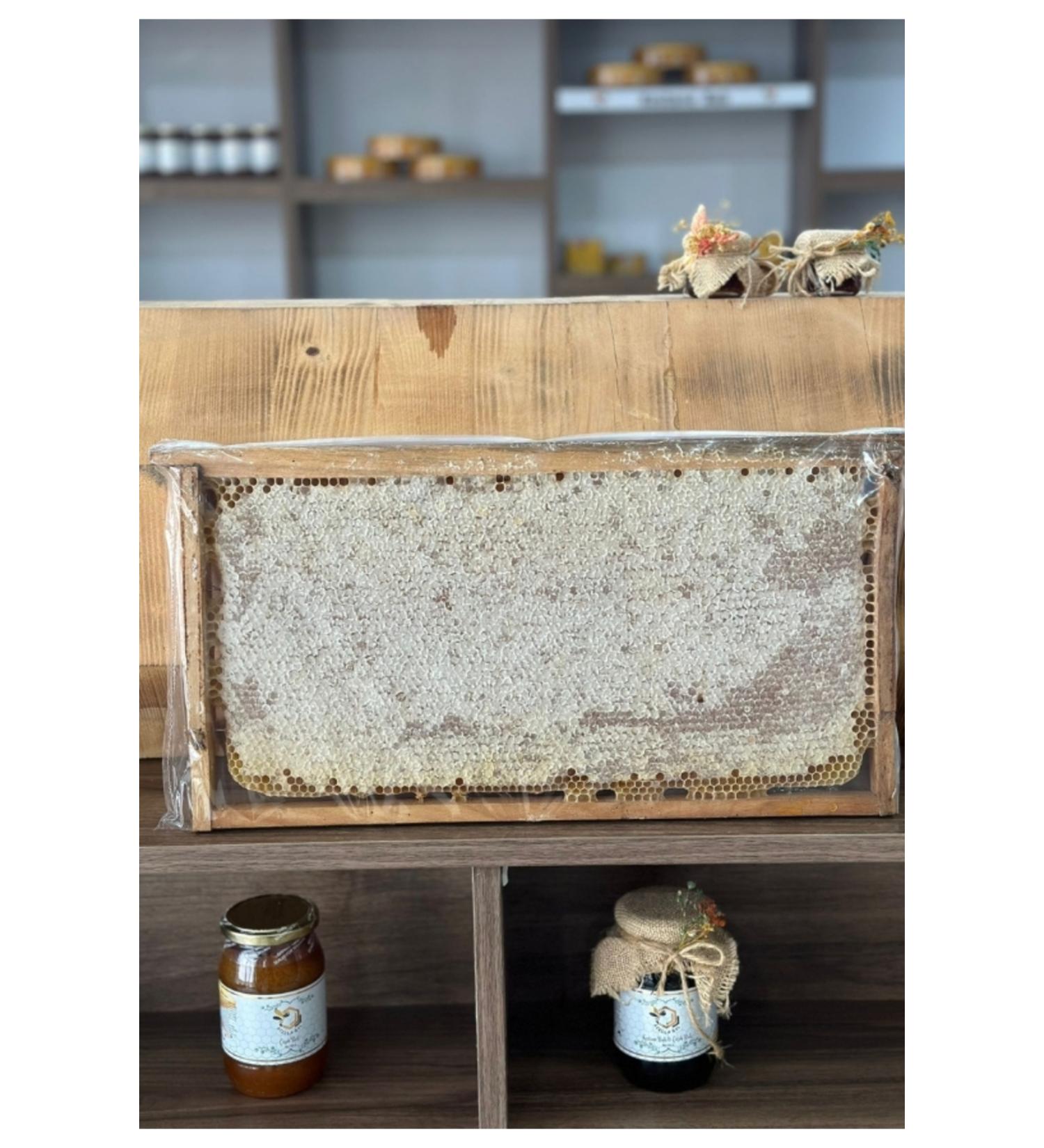 PROPOLIS FOOD AND LIVESTOCK Erzurum Flower-Comb Honey 500 Gr - Buy Online on GoSupps.com