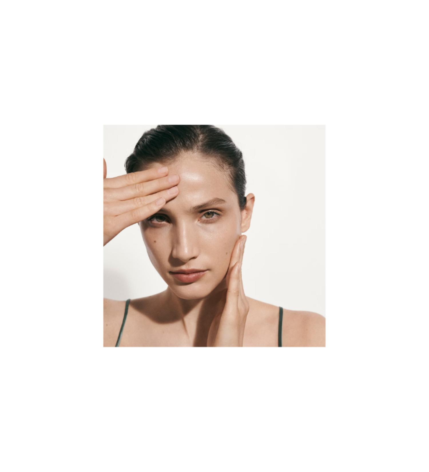 La Mer DAY AND NIGHT MOISTURIZING CREAM FOR DRY SKIN 15 ML BELLADERM