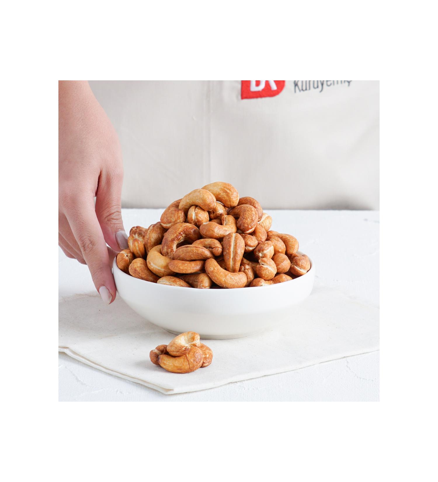 CLOUDS NUTS Roasted Cashew (KG) 500 Gr-with molasses - Buy Online on GoSupps.com