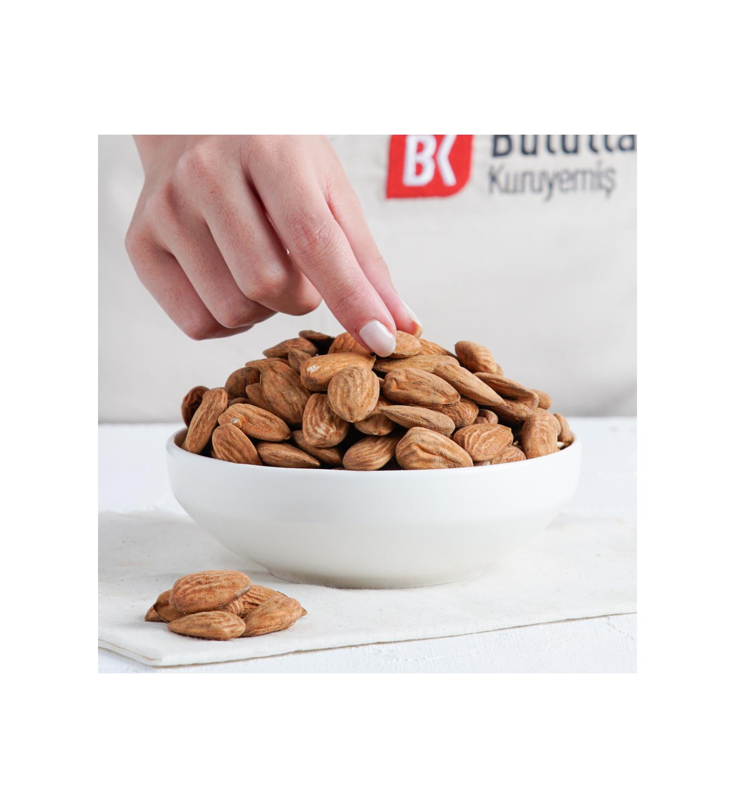 CLOUDS NUTS Almond Kernel Roasted (KG) 250 Gr-salted - Buy Online on GoSupps.com