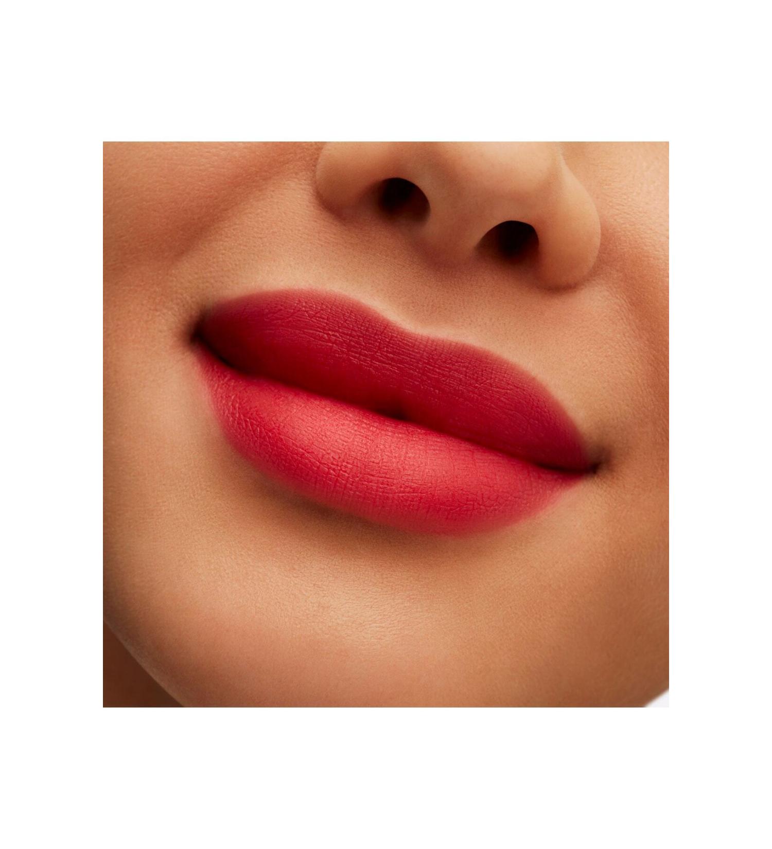 Mac Powder Kiss Weightless Powder Matte Finish Lipstick - Ruby Boo 5 ml