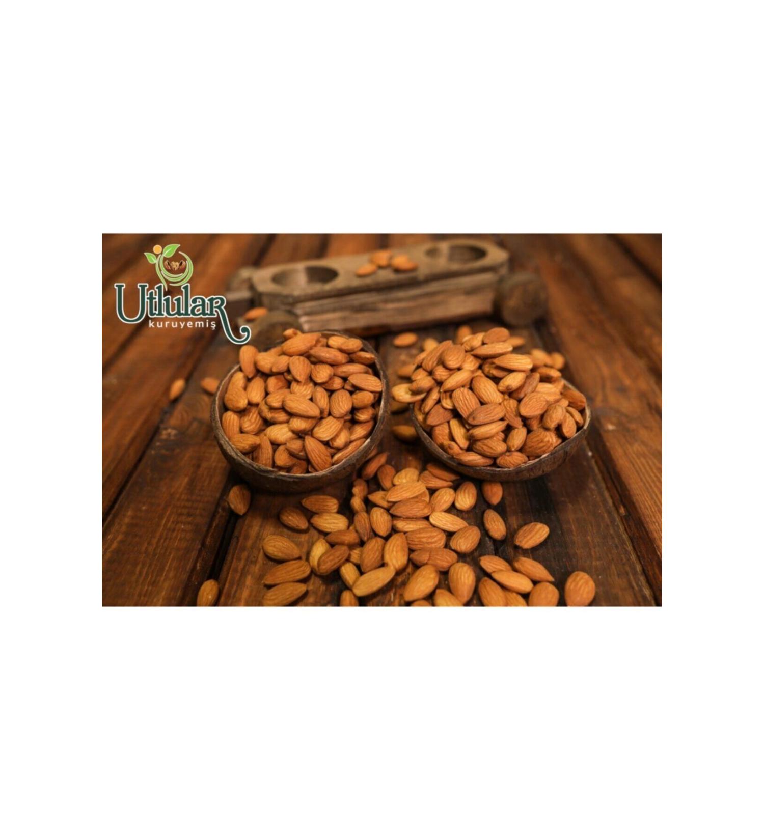 UTLULAR NUTS Raw Almond 1 Kg