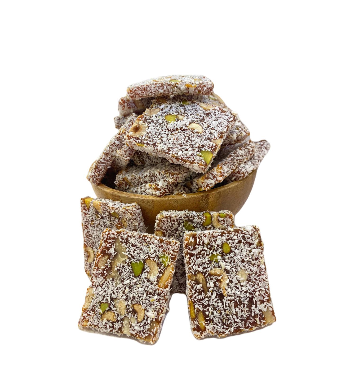 Ozcanlar Nuts Cocktail Mersin Leaf Cezerye 500g