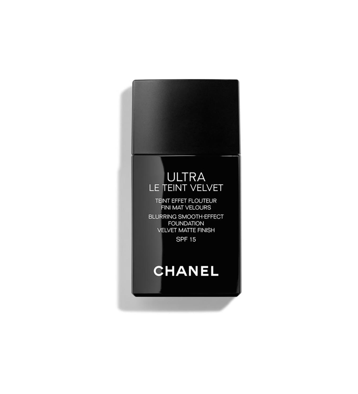 Chanel ChaneI -ULTRA LE TEINT VELVET - Long Lasting Matte Foundation - 40 BEIGE