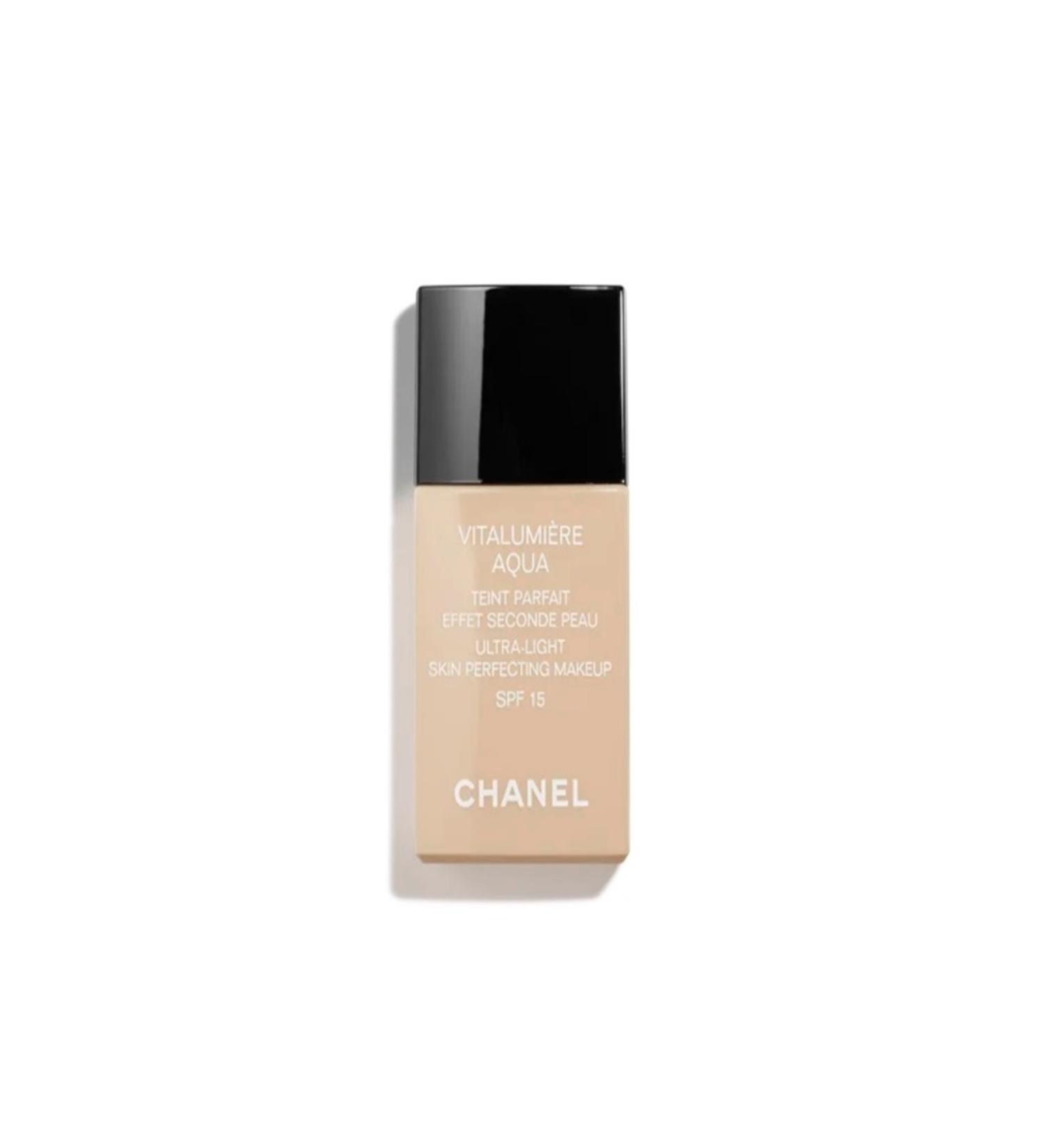 Chanel VITALUMI RE AQUA-SPF15 Hyaluronic Acid Moisturizing Revitalizing Liquid Foundation