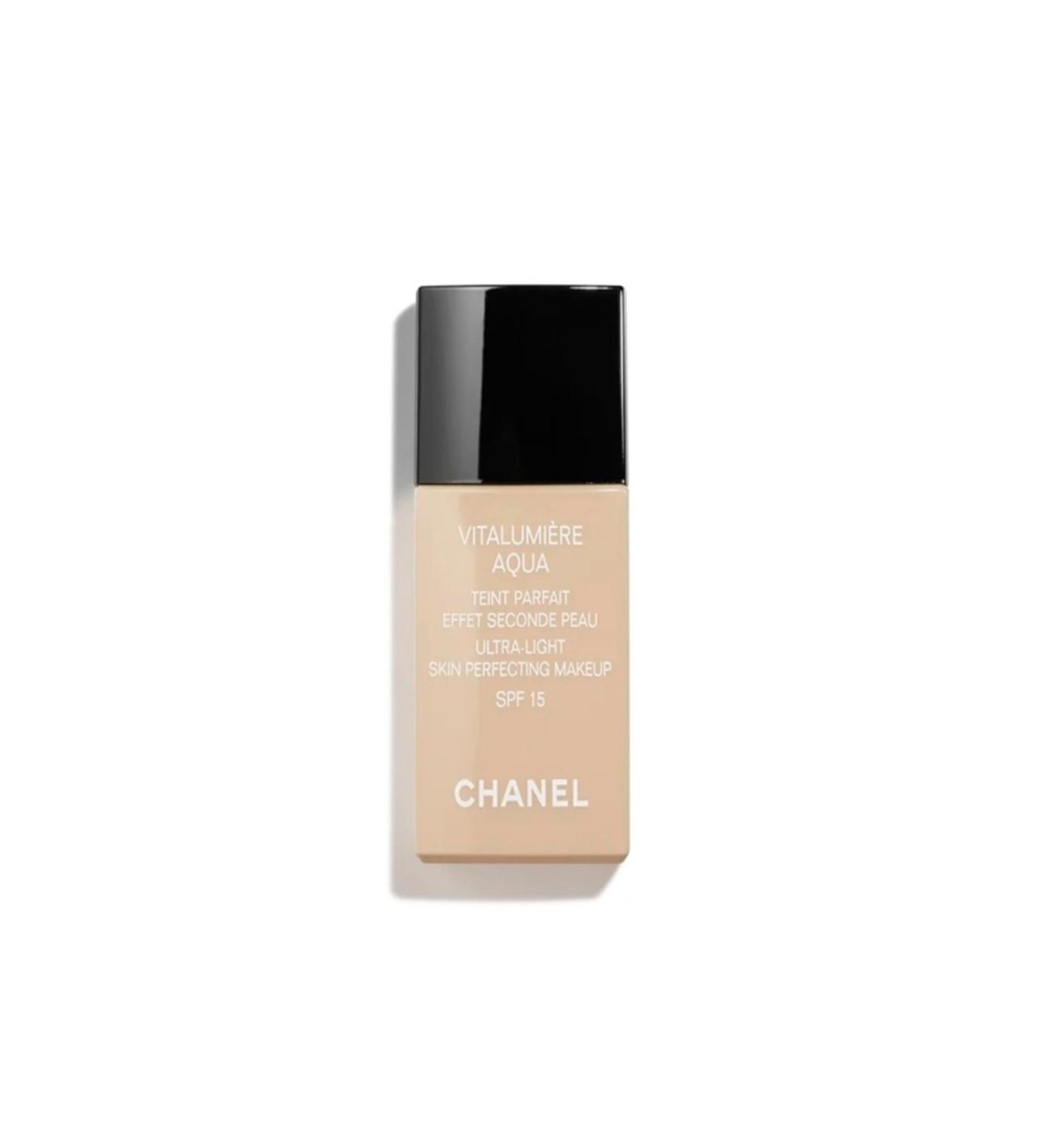 Chanel VITALUMI RE AQUA EXTRAORDINARY LIGHT PERFECT MAKEUP SPF 15