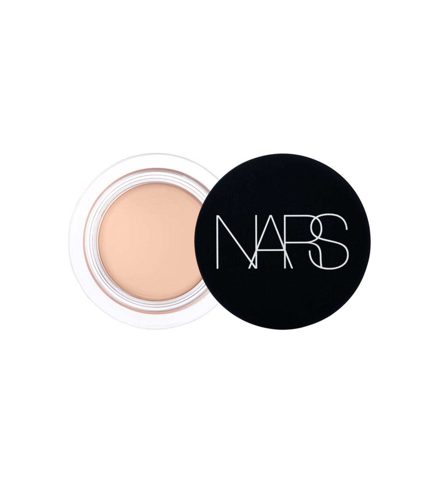 Nars Soft Matte Complete & Hyaluronic Acid Vitamin A&C and E Moisturizing Concealer