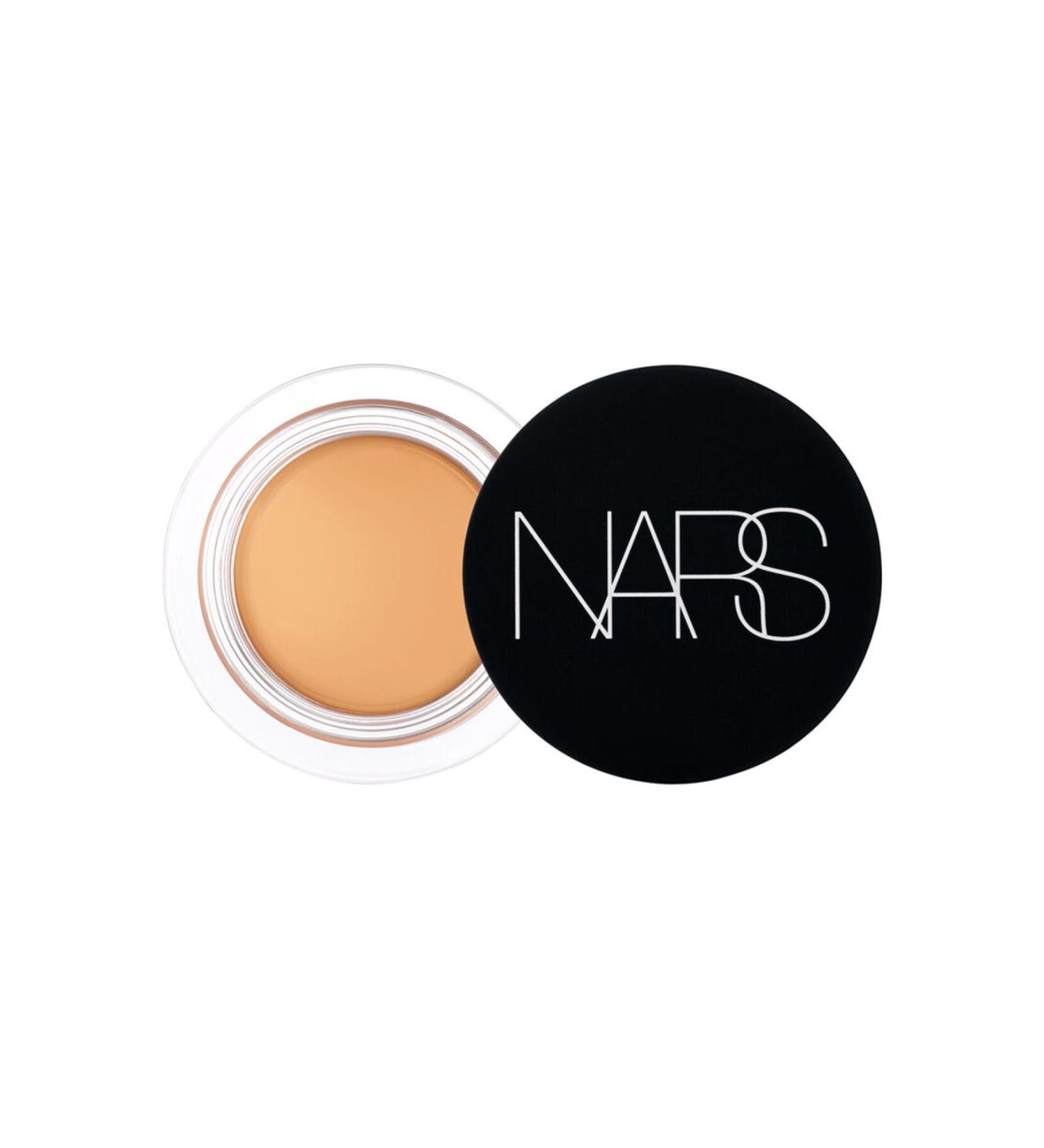 Nars Soft Matte Complete & Hyaluronic Acid Vitamin A&C and E Moisturizing Concealer