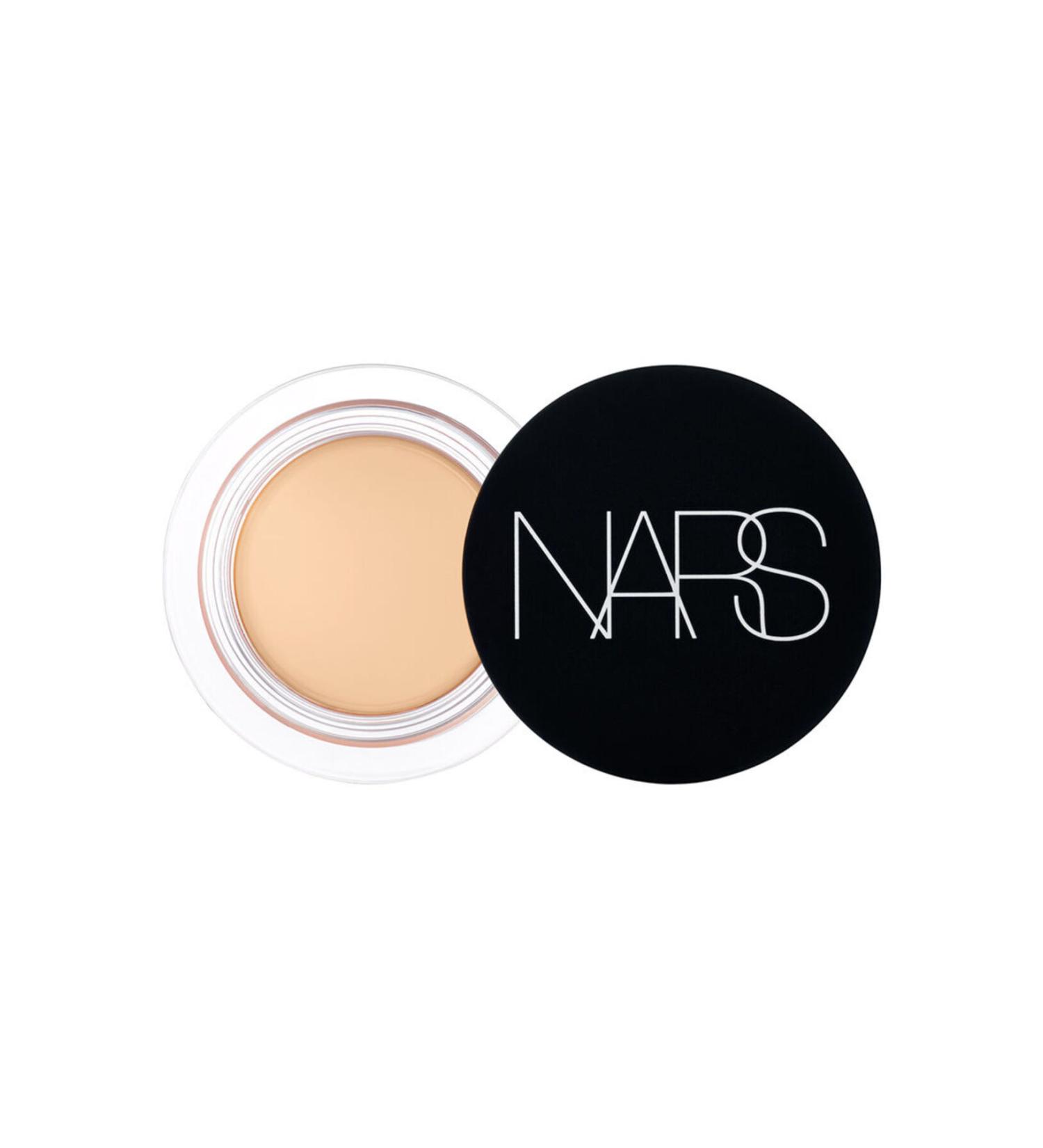 Nars Soft Matte Complete & Hyaluronic Acid Vitamin A&C and E Moisturizing Concealer