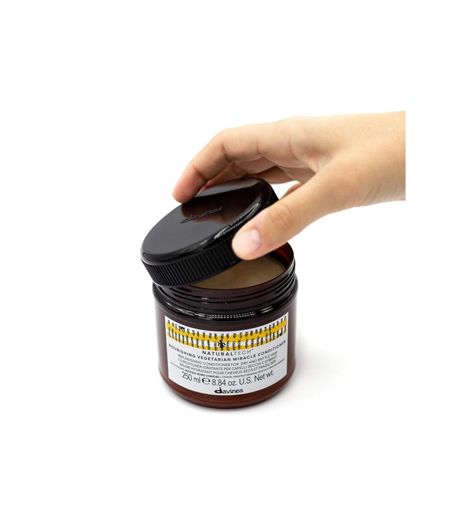 Davines NaturalTech Nourishing Vegetarian Miracle Conditioner 8.84 oz 8004608269250 BEAUTYSECRETS62