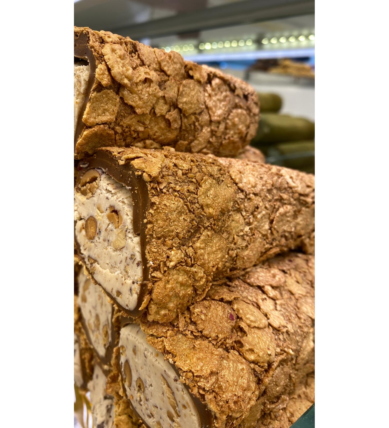 AYLACAN FASHION ALMOND INSIDE CROQUANT OUTSIDE WRAPPED DELIGHT 1 KG