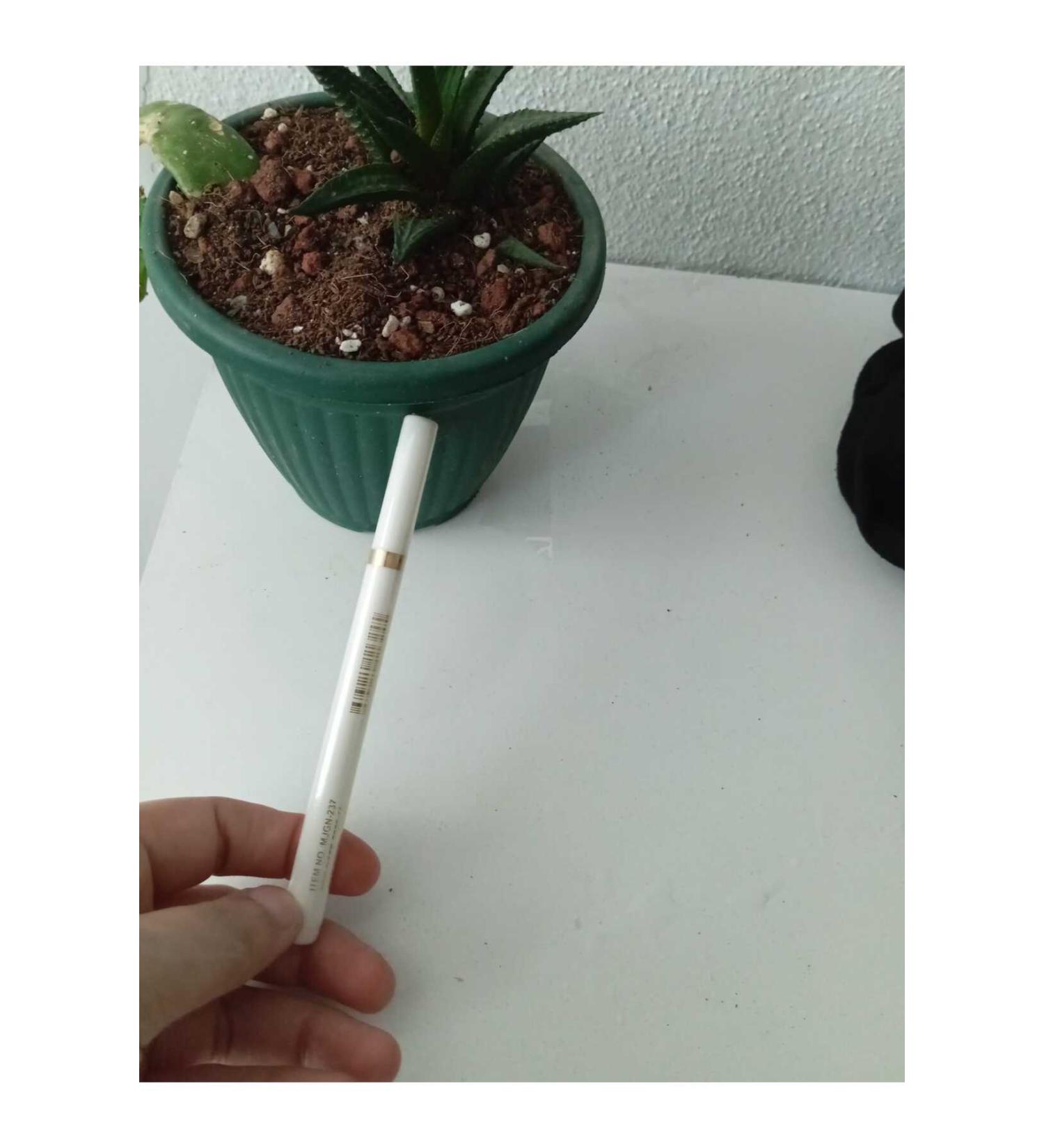 GL COSMETICS WHITE EYELINER PENCIL