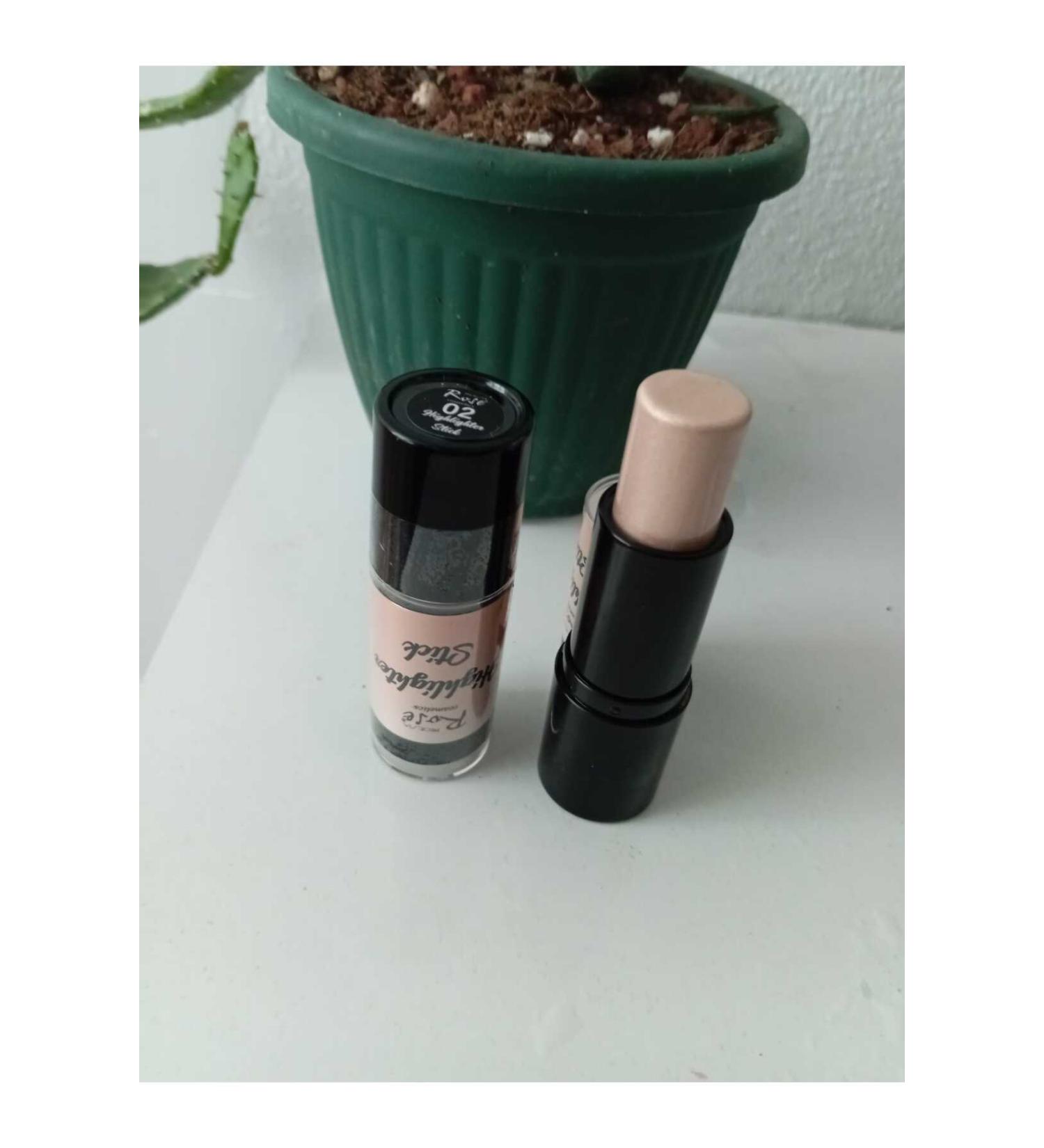 Roesia Rose HIGHLIGHTER STICK NO:2