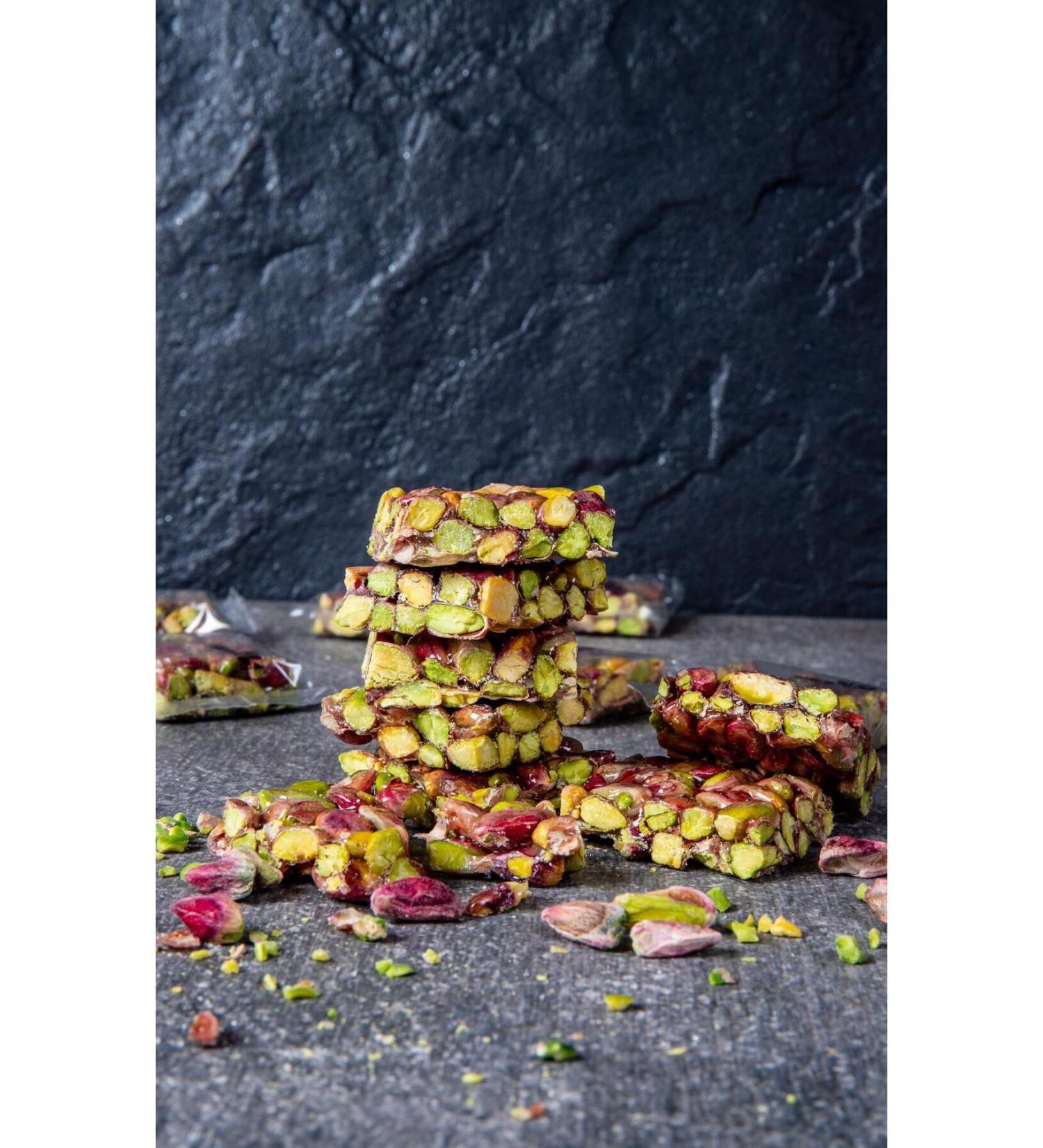 NEF SSO Pistachio Croquant Treat Packaged 400 g - Buy Online on GoSupps.com