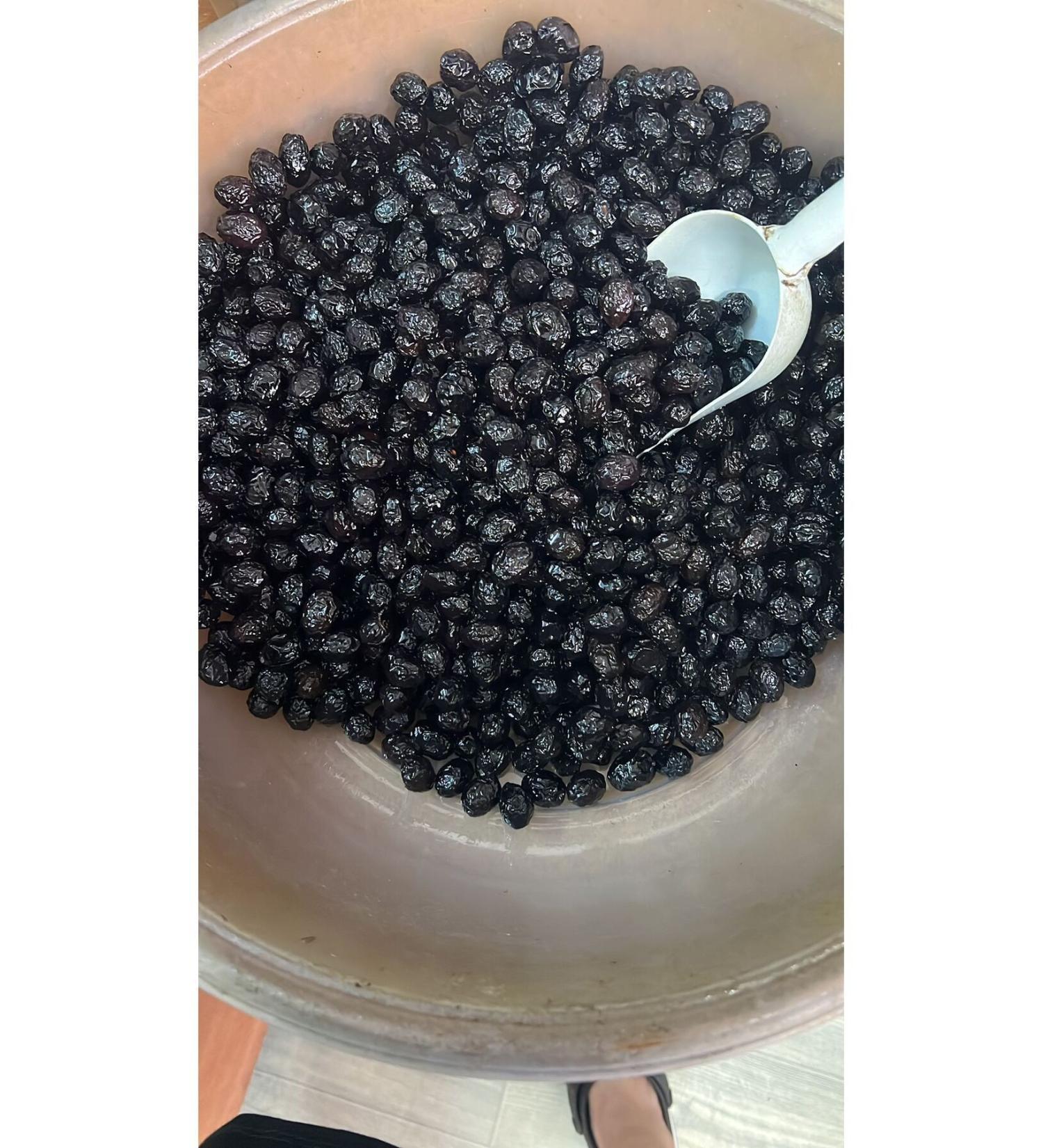 OLIVE Unsalted Gemlik Village Basket 2 kg Pet