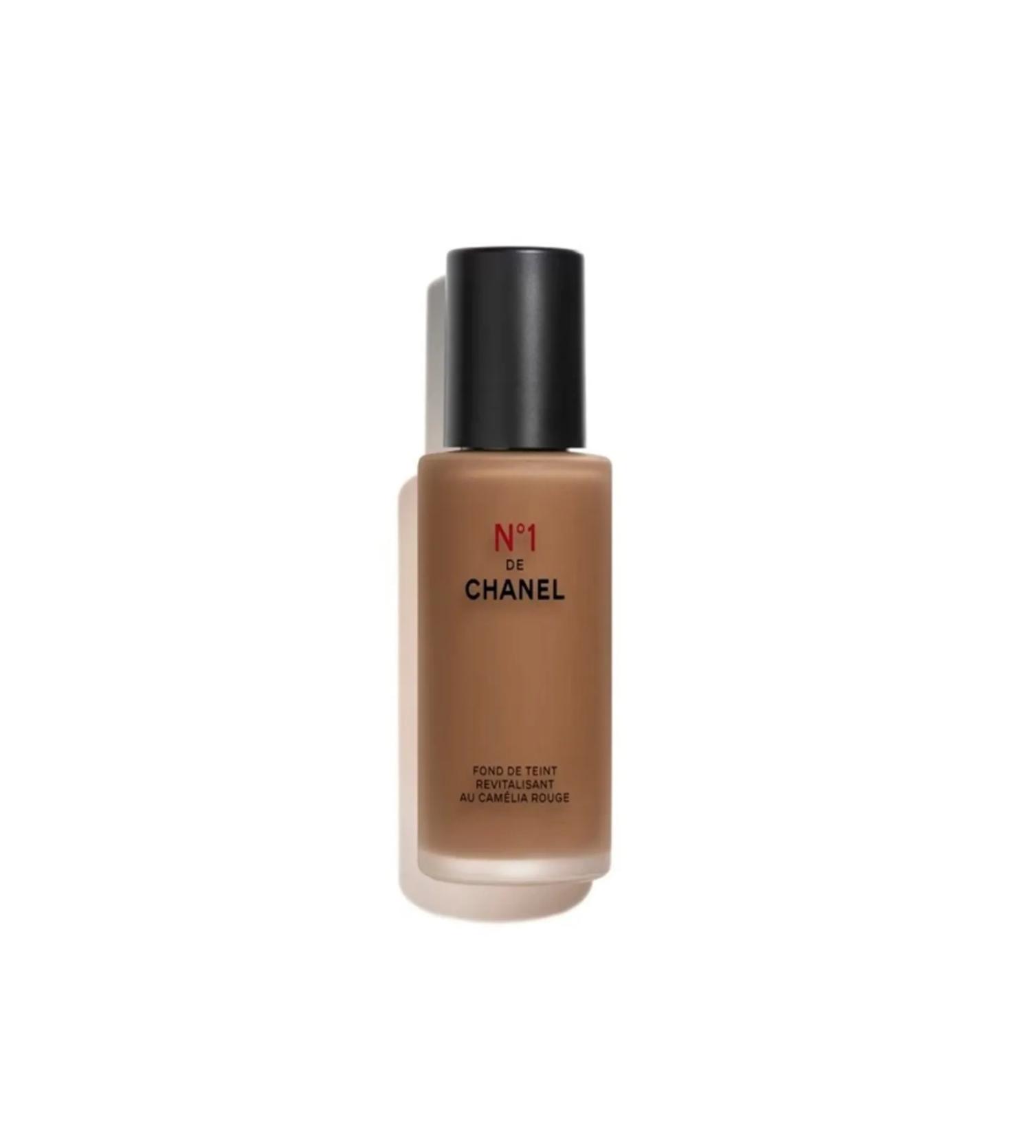 Chanel N 1 DE CHANEL REVITALIZING FOUNDATION Moisturizing protective foundation - Carest Cosmetic