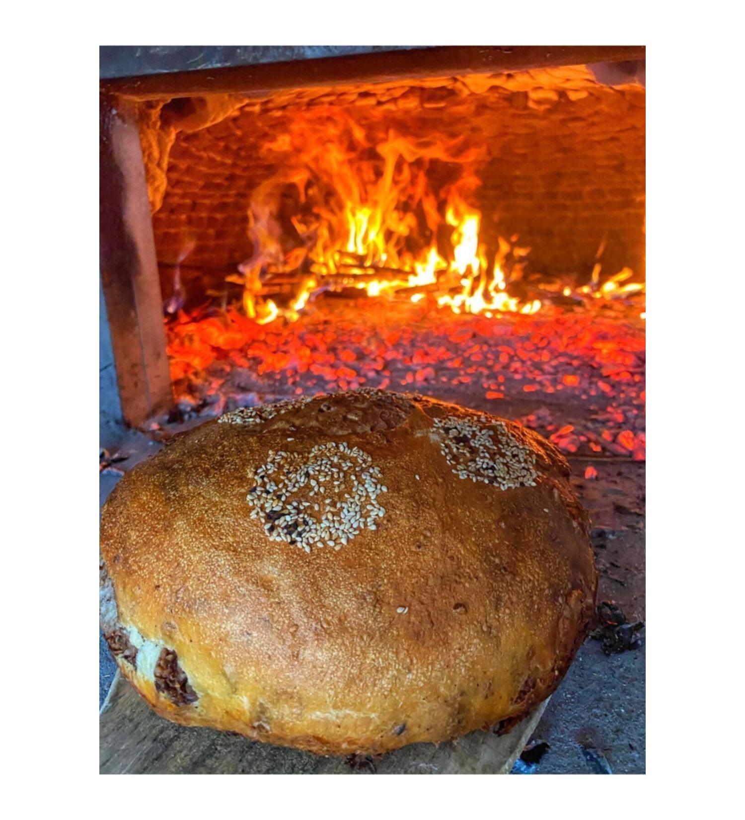 Demircik y Farm Demircik y Poppy Seed Bun (1100-1200 GR)