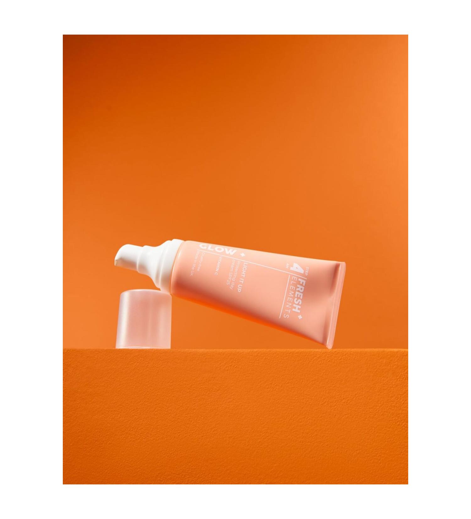 Marks & Spencer Light It Up Protective Day Cream SPF25 50ml