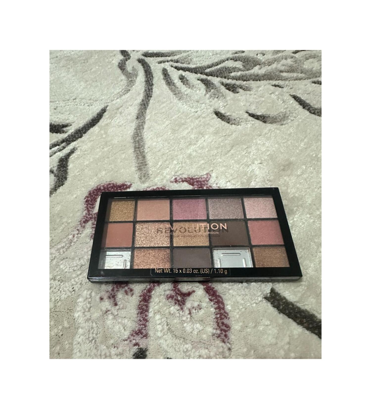 Revolution Reloaded Fundamental 15-Pack Eyeshadow Palette - There are 2 BROKEN