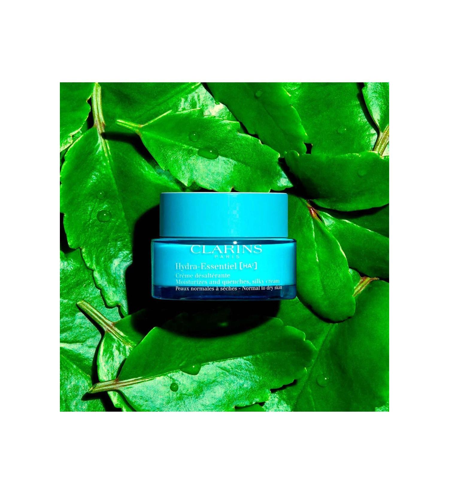 Clarins Moisturizing Plumping Radiance Enhancing Day Cream for Dry and Normal Skin - 50 ml