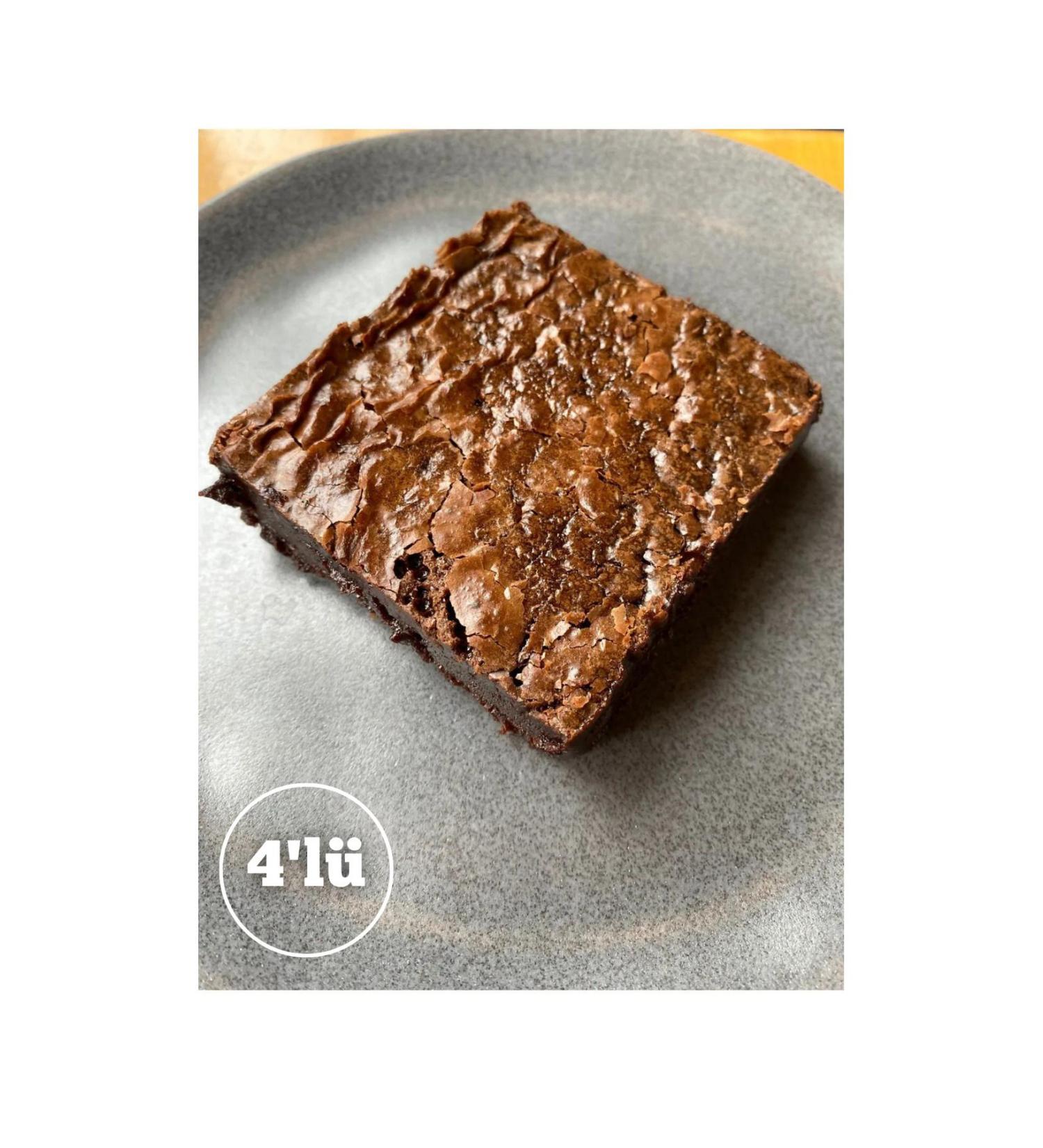 Rolla Gluten Free Gluten Free Brownie 4 Pieces - Buy Online on GoSupps.com