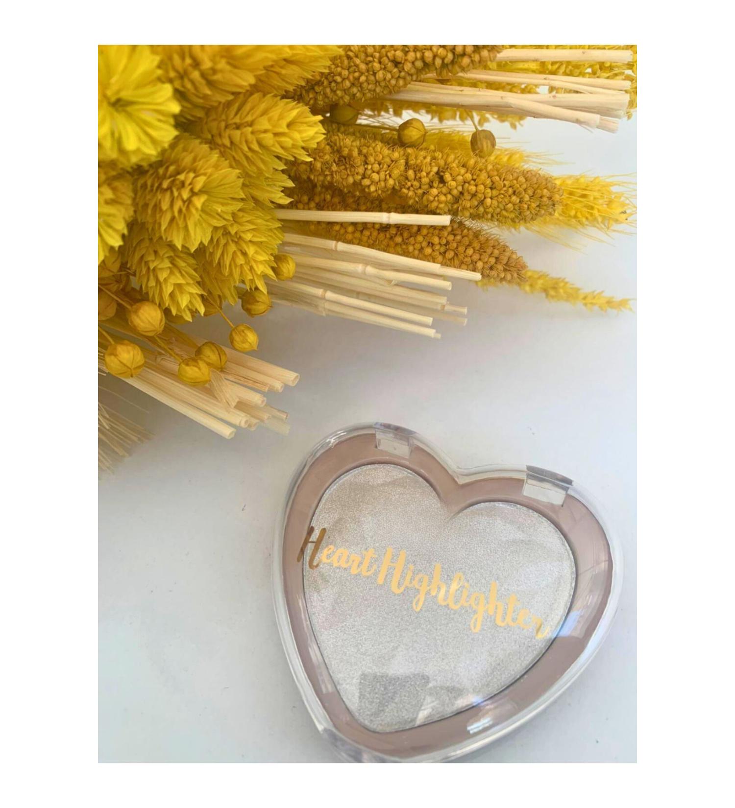 cosmoquality Heart Highlighter Illuminator