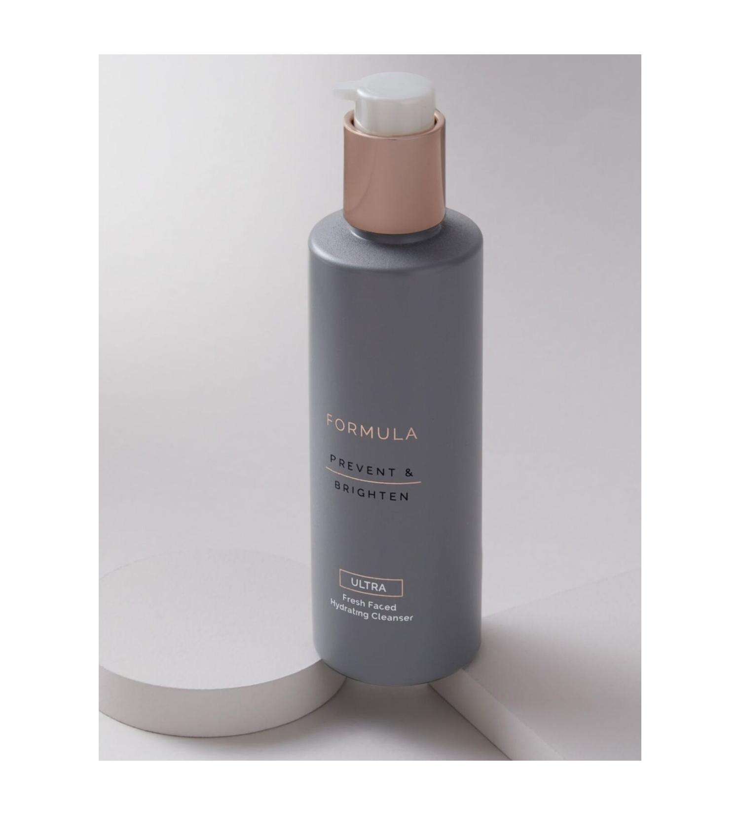 Marks & Spencer Ultra Refreshing and Moisturising Cleanser 190ml - Buy Online on GoSupps.com