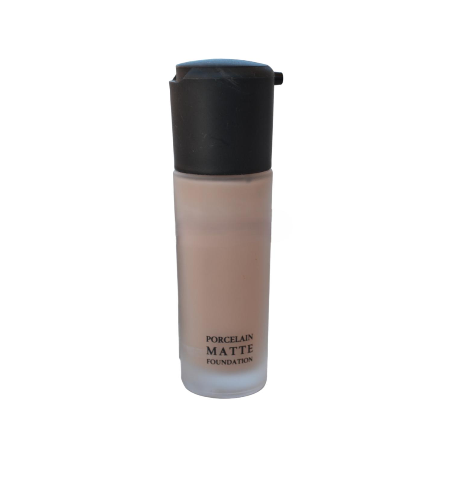 Royal paris Mc Ellyn Porcelain Matte Foundation 02
