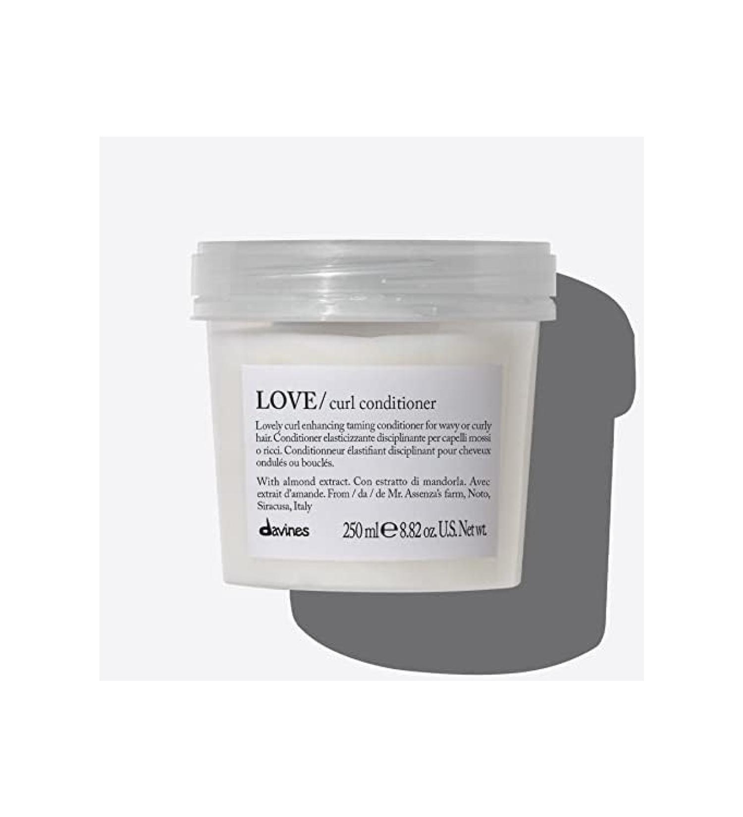 Davines ForBeautyNesli.827Love Curl Emollient & Shine 3.8pH Conditioner with Peanut Oil Extract