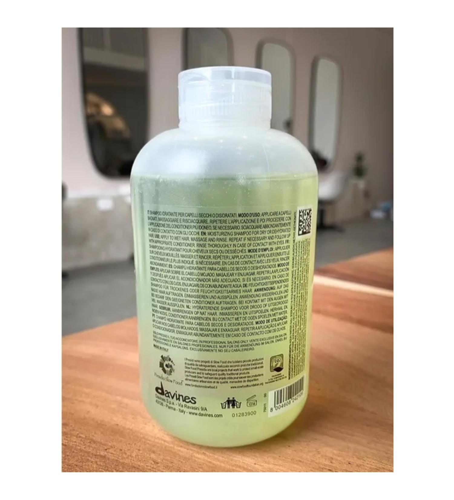 Davines Long-Term Moisturizing Anti-Acne Softening Shampoo MOMO 250 ml EvaYeni361