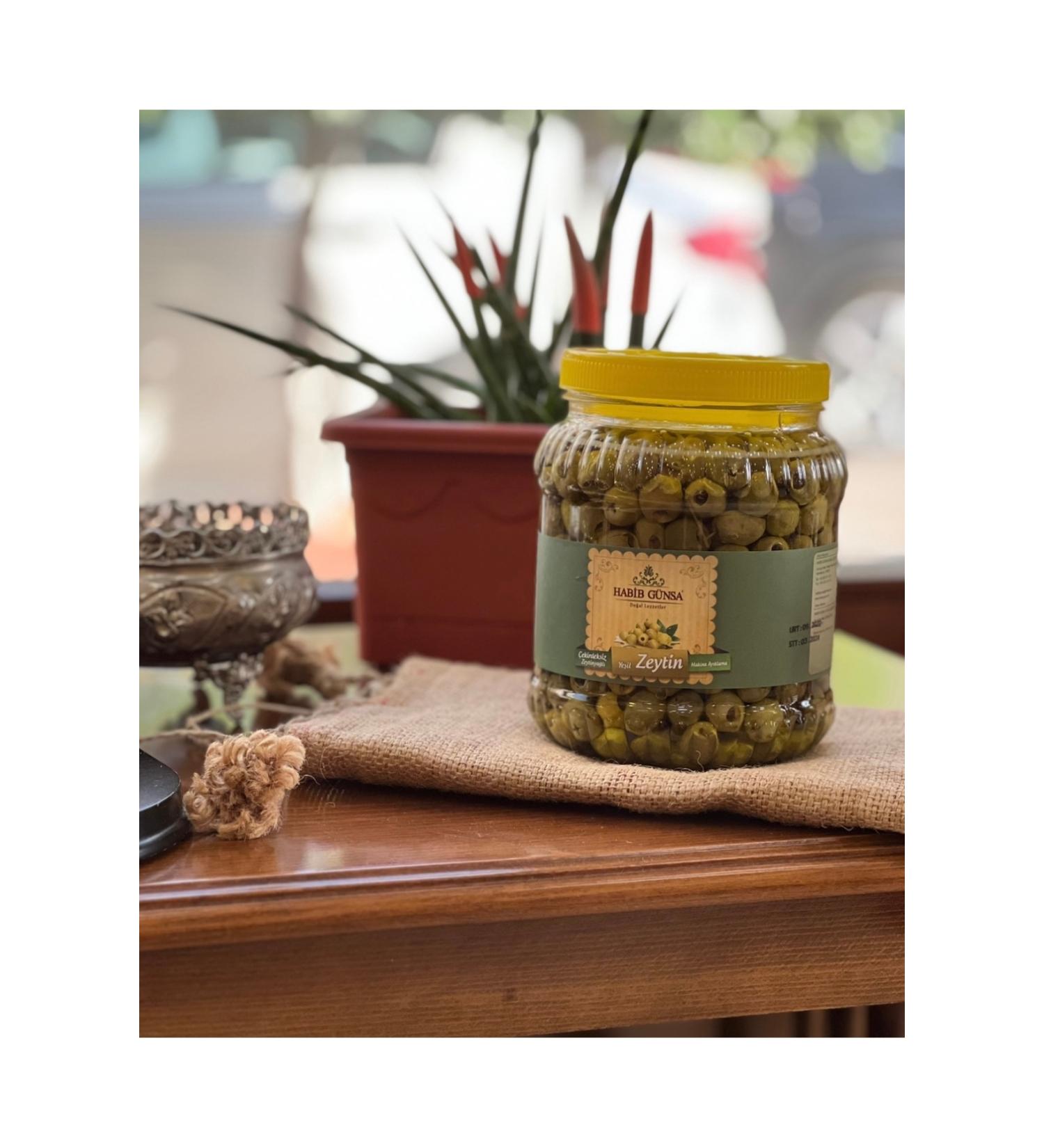 habib gunsa natural flavors Green Olives Pitted Olive Oil