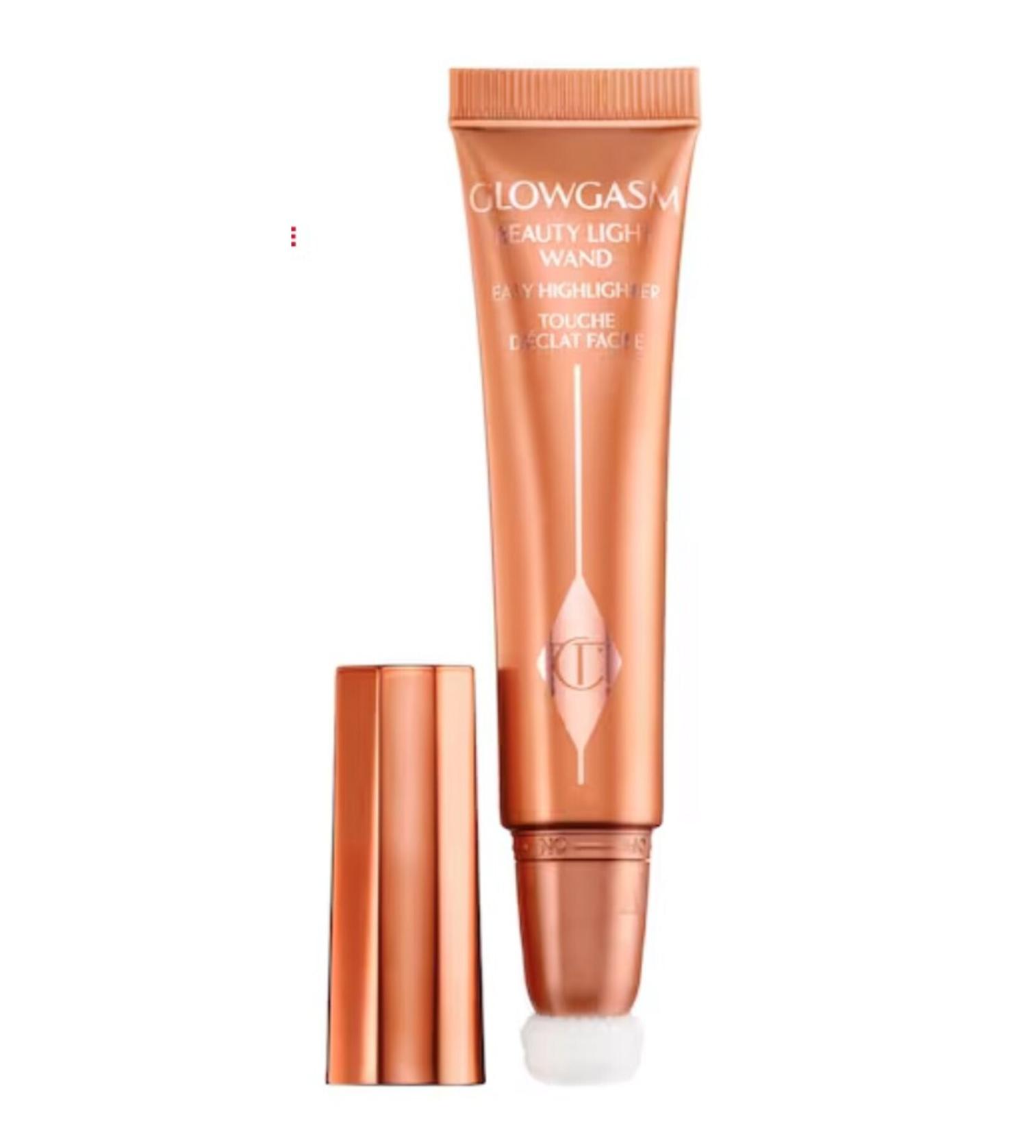 Charlotte Tilbury Spreads Evenly on Your Skin Peachgasm Liquid Illuminator 12 ML SAKLI G 184