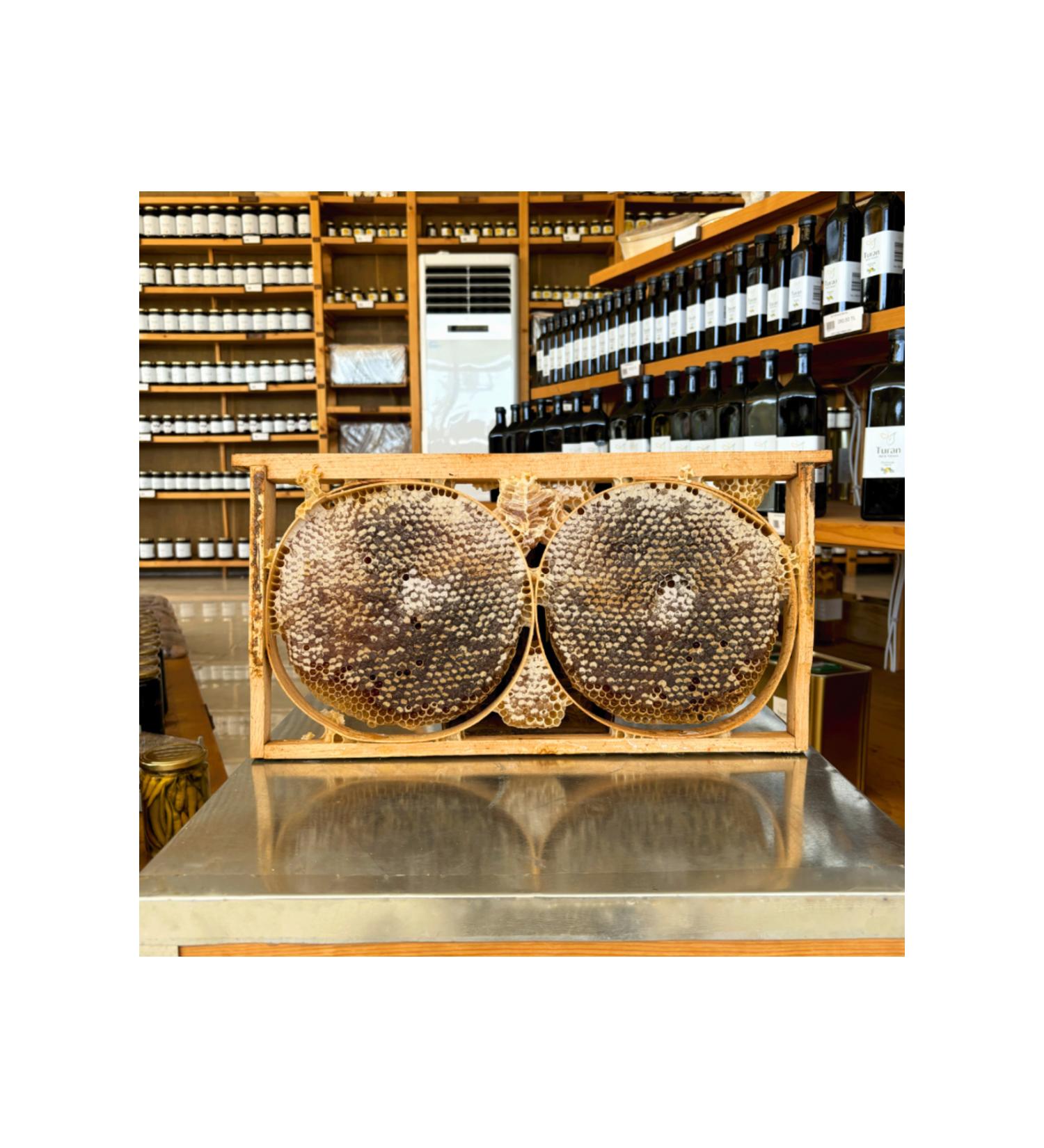 Turan Honey & Local Karakovan COMB HONEY With Drum 2500g