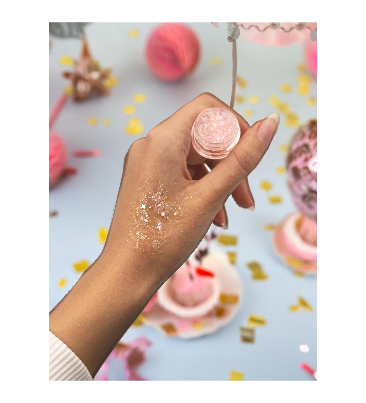 Artikel Eye Glitter Face and Body Glitter Party Glitter Makeup Glitter 5 ML - Buy Online on GoSupps.com