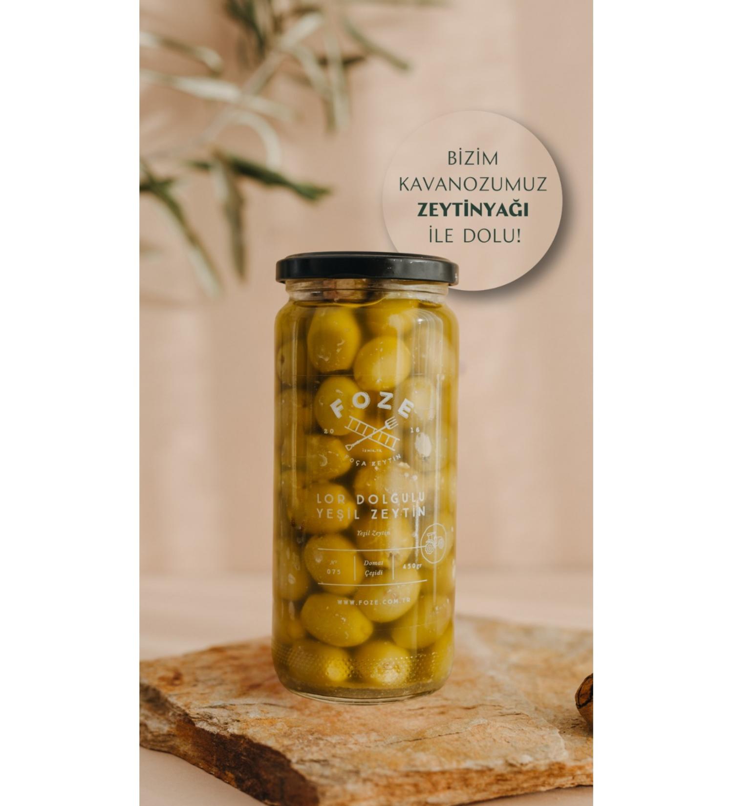 Green Olives Stuffed with Foze Curd