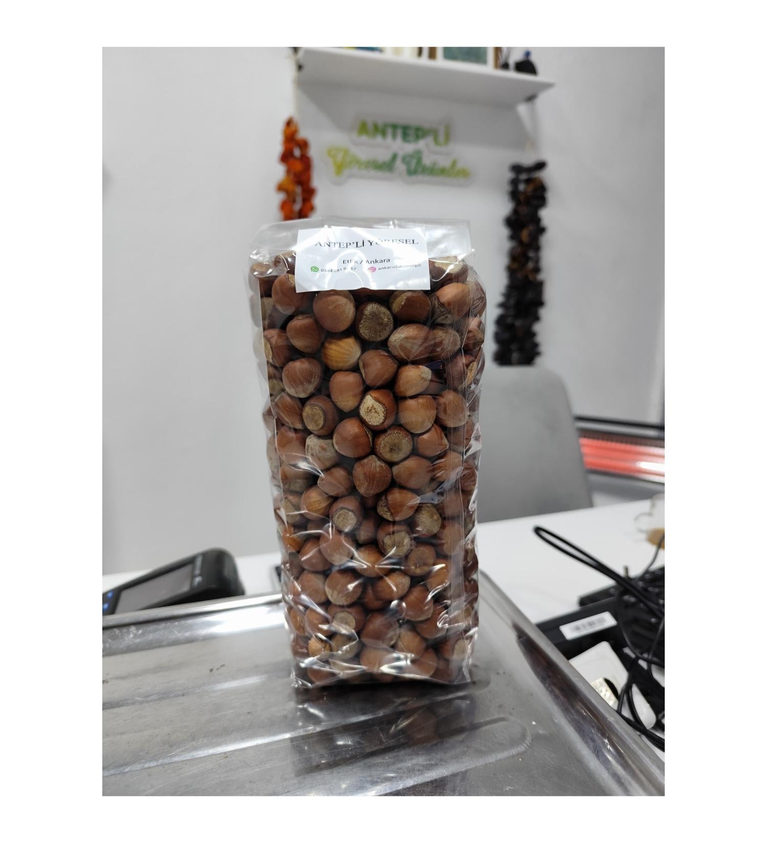Antepliyesel Jumbo Size Large Hazelnuts in Shell 1 Kilo