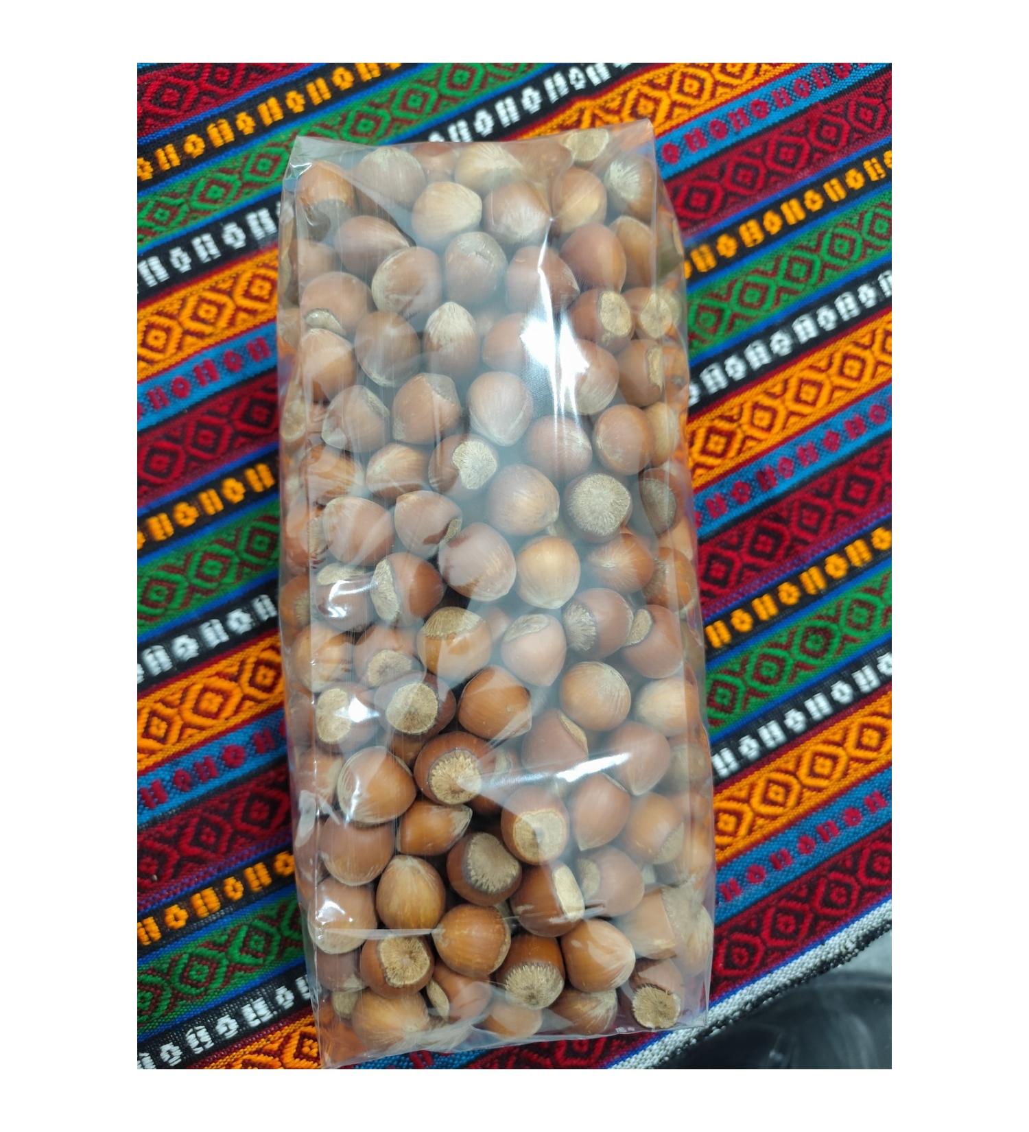 Antepliyesel Jumbo Size Large Hazelnuts in Shell Half Kilo