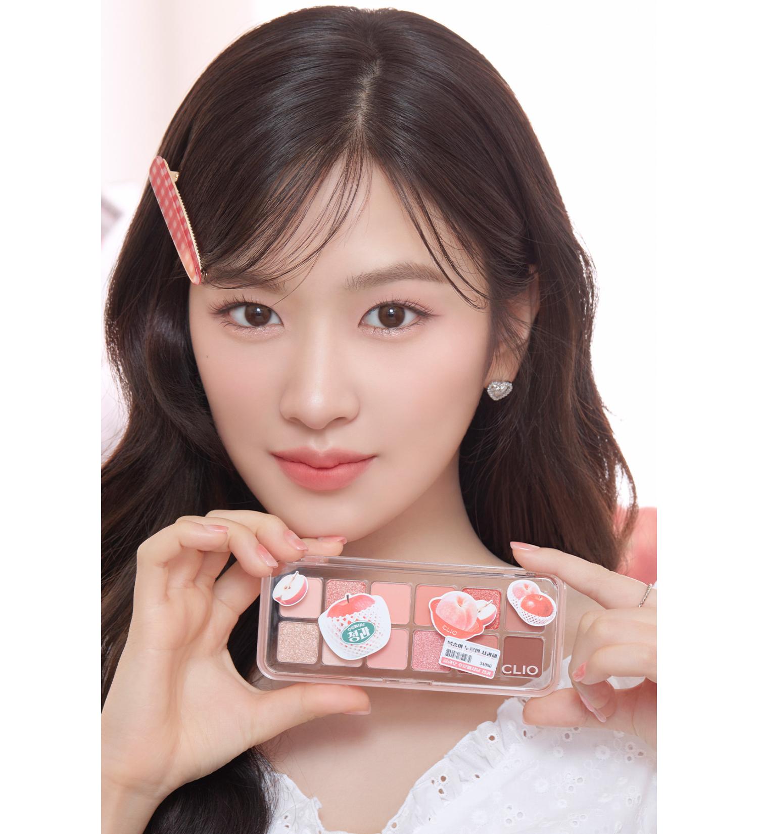 CLIO Light Textured Intense Color Eyeshadow Palette Clio Pro Eye Palette Air (09 Peach Mate Apple) - Buy Online on GoSupps.com