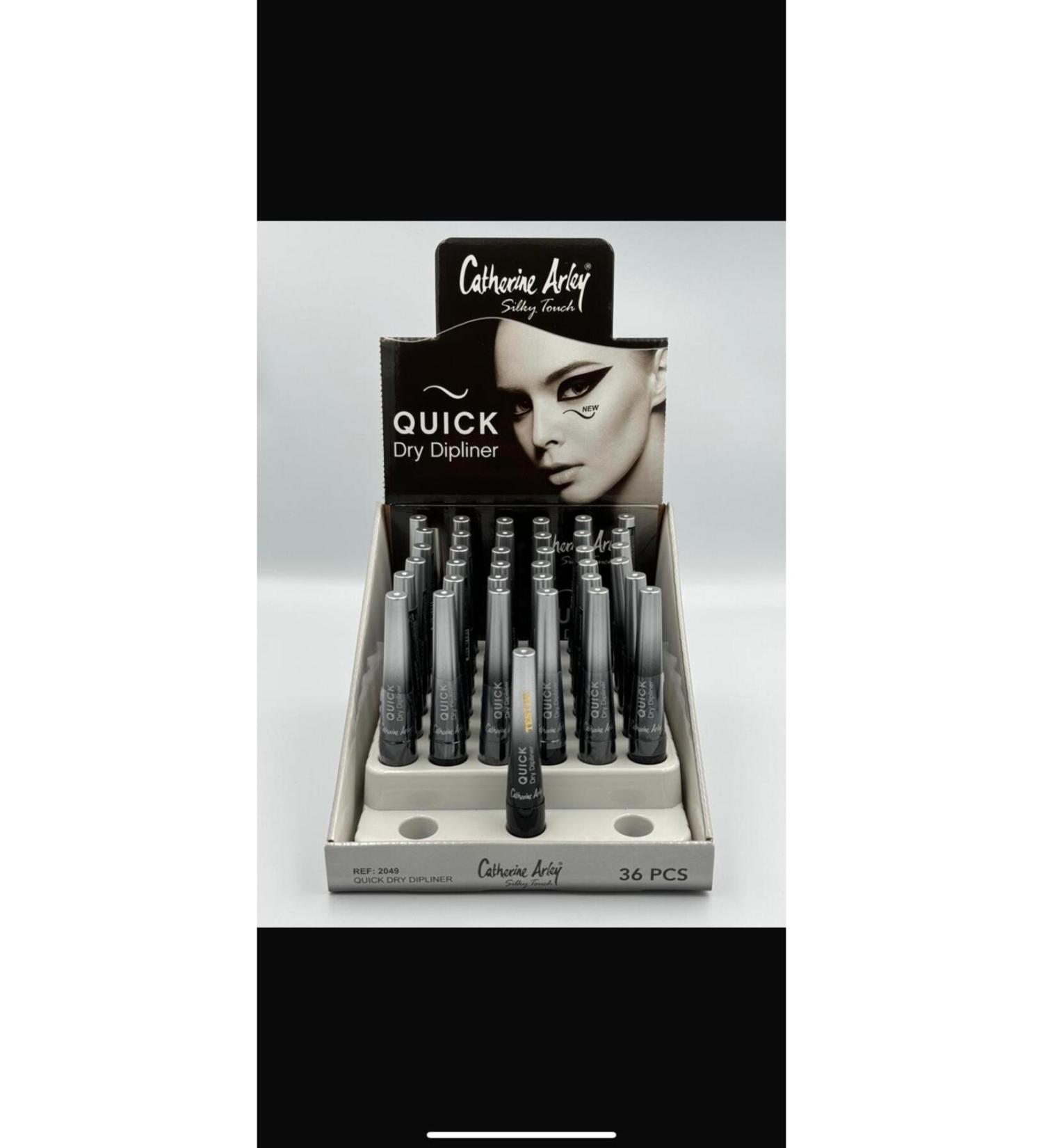 Catherine Arley Quick Dry Lipliner