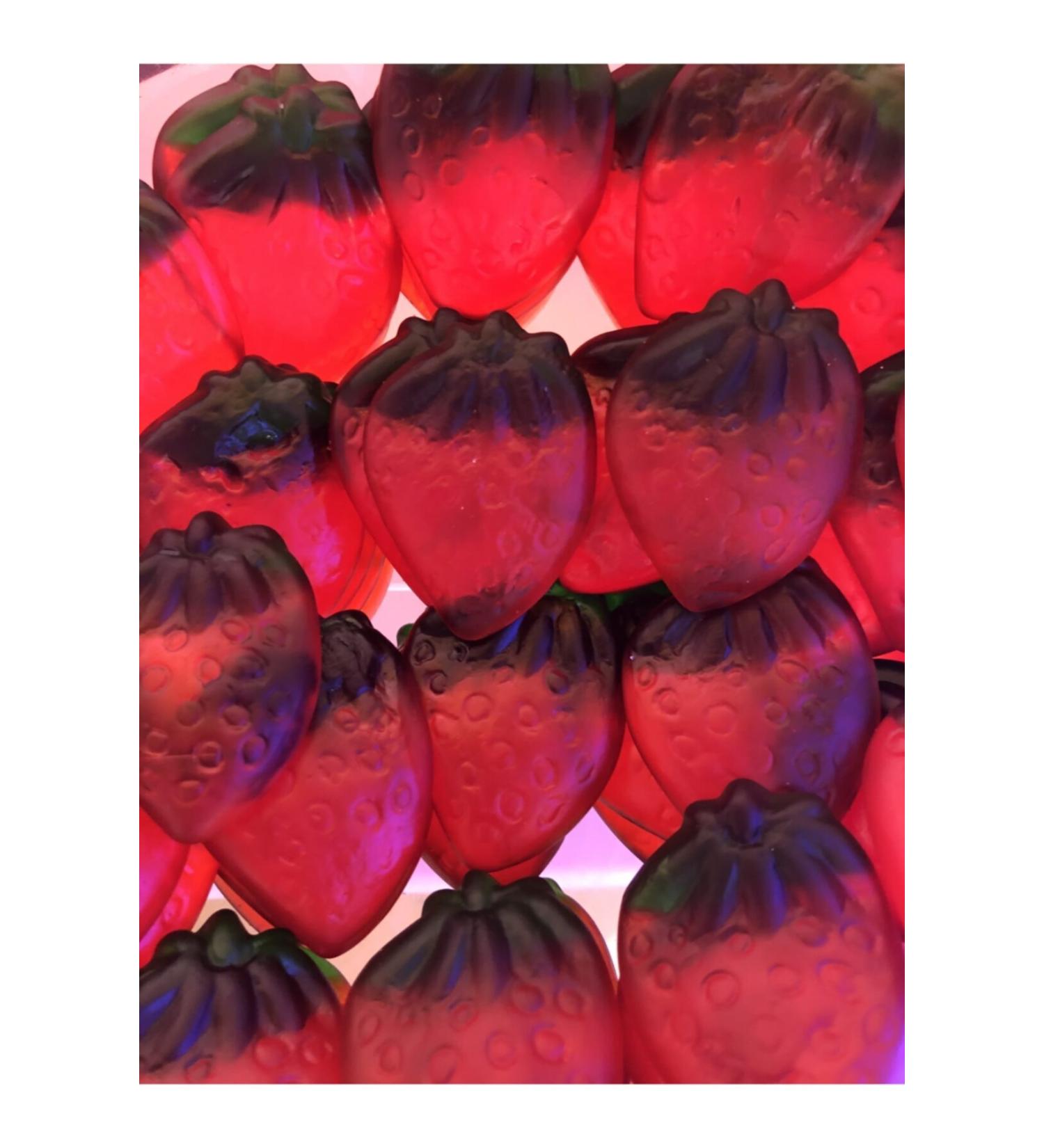 Haribo Large Strawberry 1 Kg.