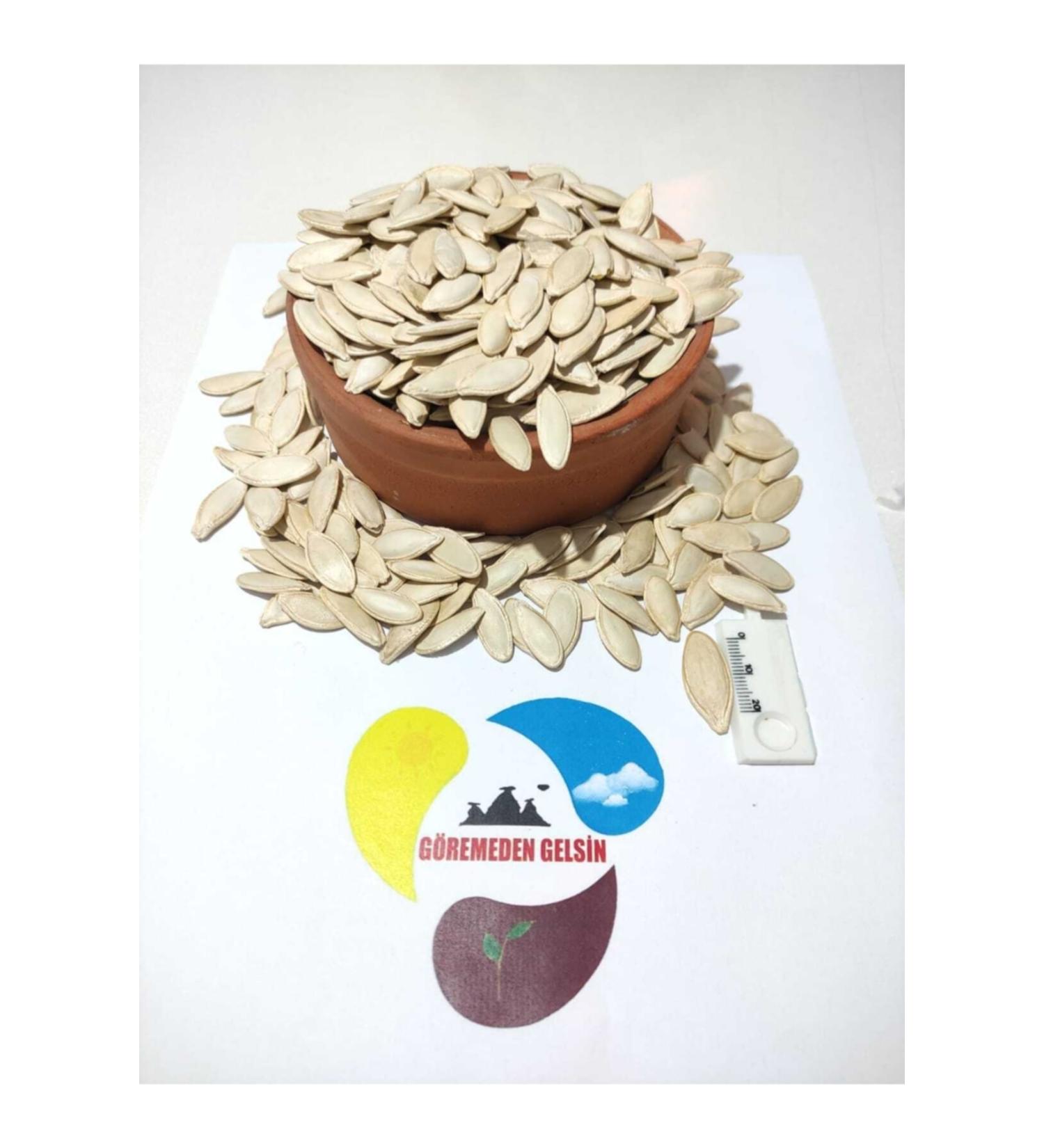 500 GR Raw Pumpkin Seeds with Yufka Heart Urgup Raw Pumpkin Seeds