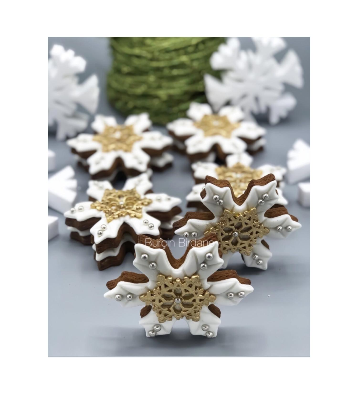 Bur in Birdane Patisserie White Snowflake New Year Cookies