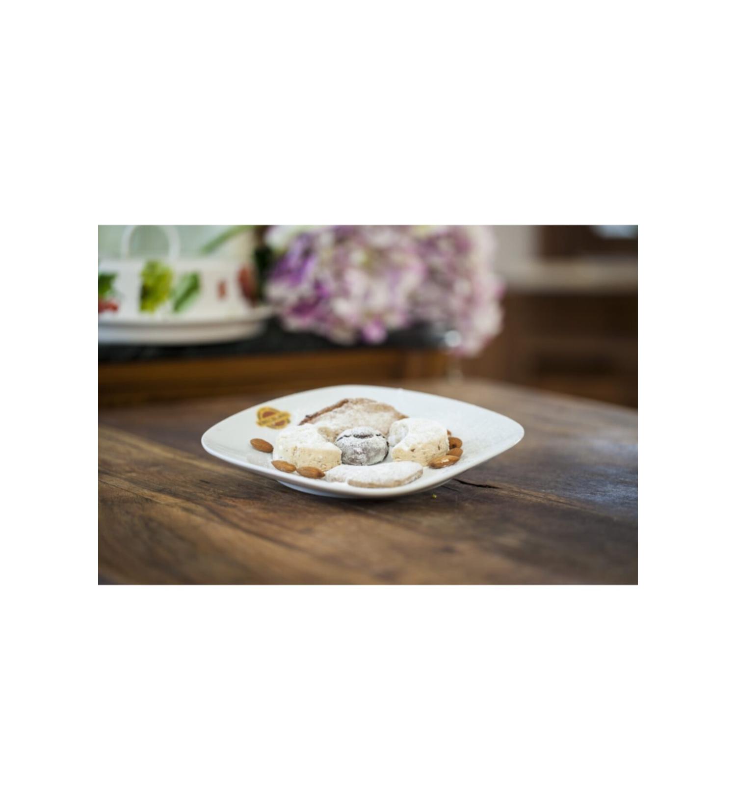 KIRE BURNU BAKERY Almond Kavala Cookie Kg